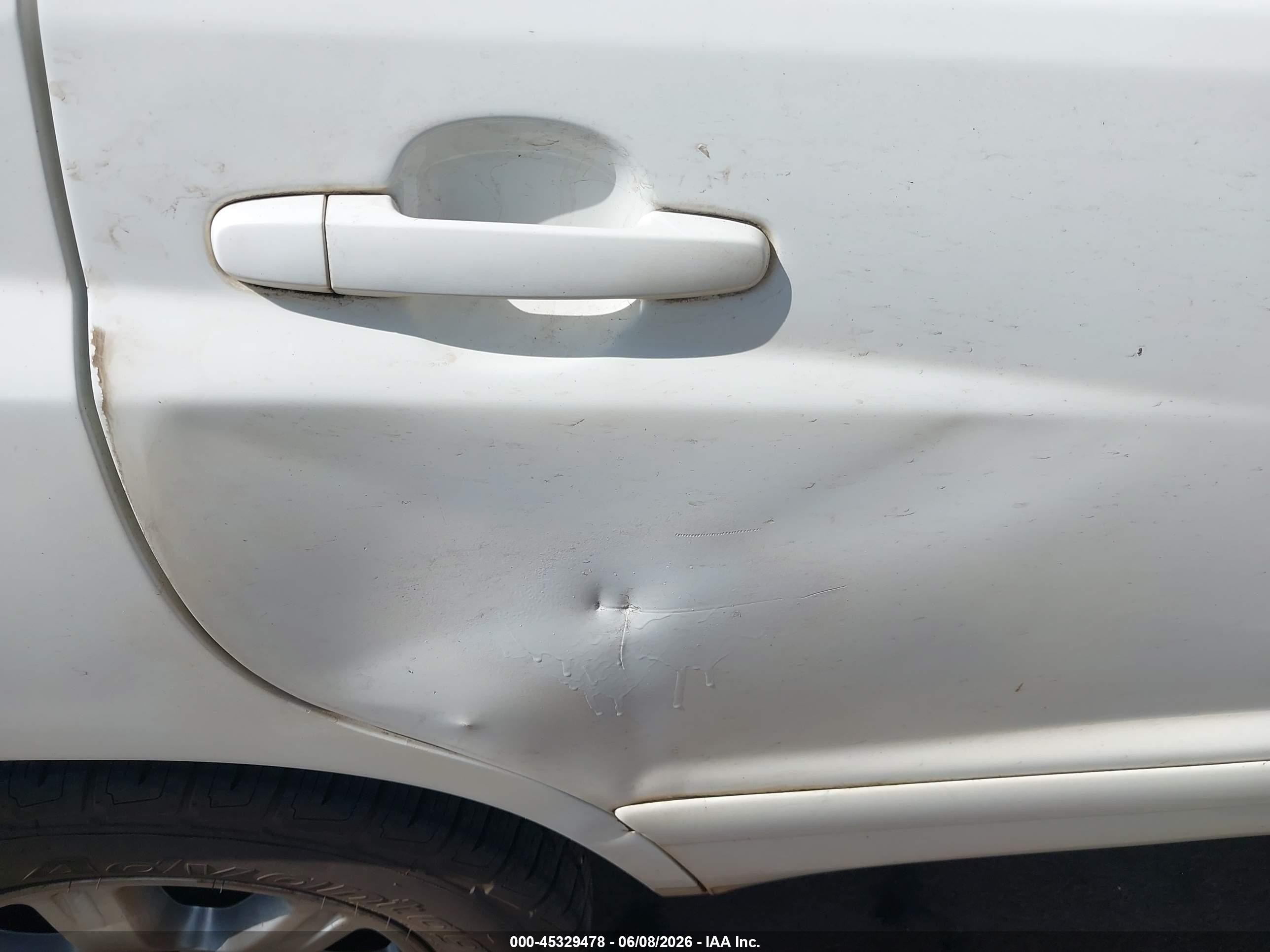 2007 Toyota Highlander Sport V6/v6 (2 Rows) (a5) White vin: JTEGP21A670126639