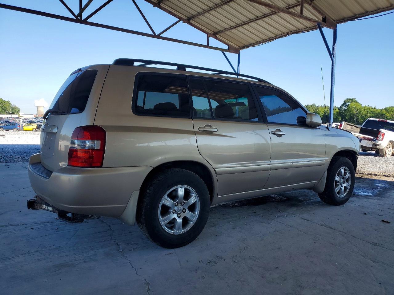 2004 Toyota Highlander Base Gold vin: JTEGP21A740026674