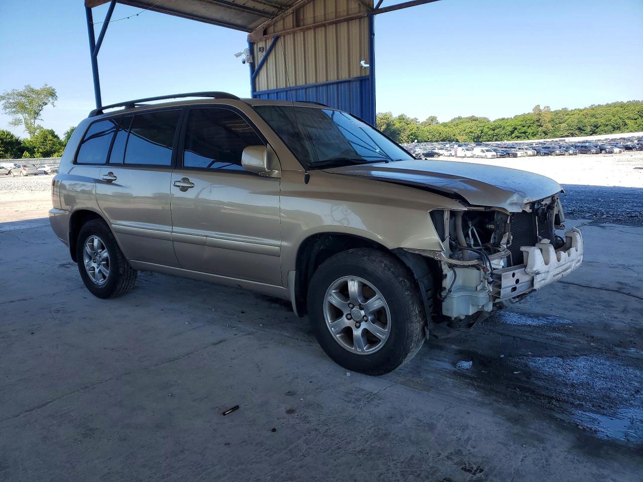2004 Toyota Highlander Base Gold vin: JTEGP21A740026674