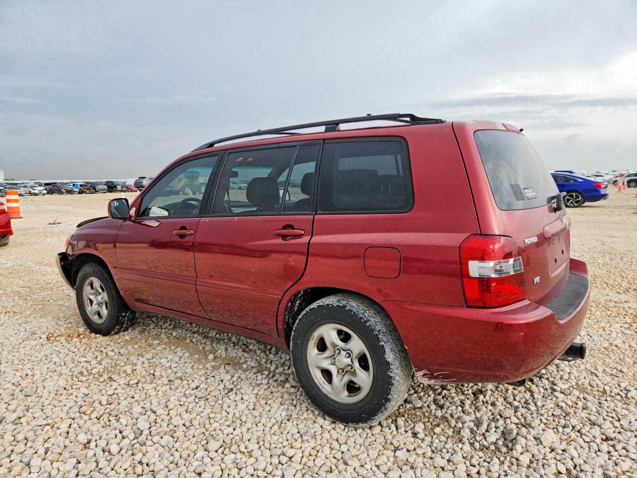2004 Toyota Highlander Base Red vin: JTEGP21A740041336
