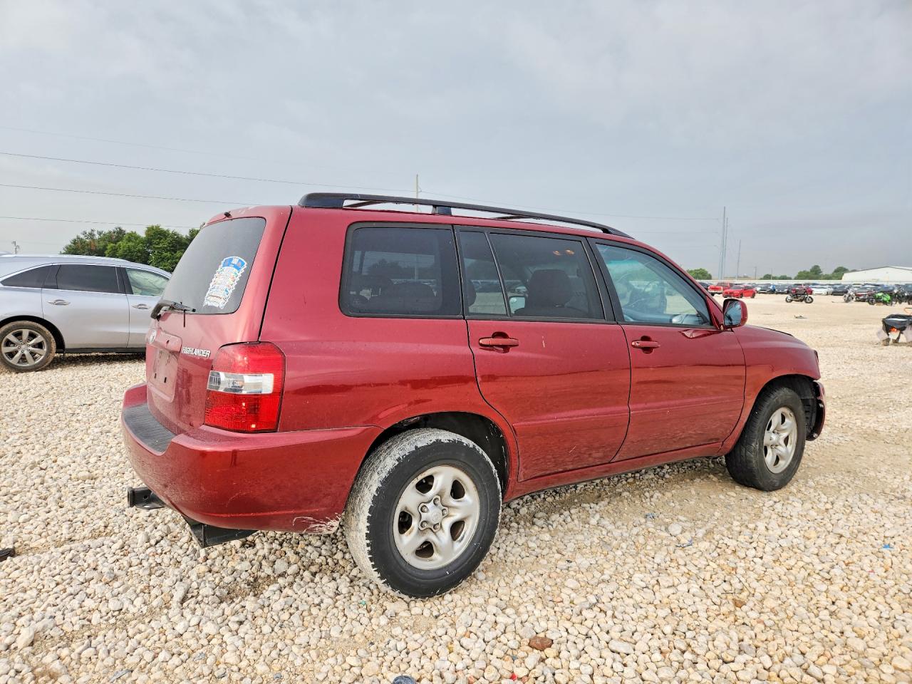 2004 Toyota Highlander Base Red vin: JTEGP21A740041336