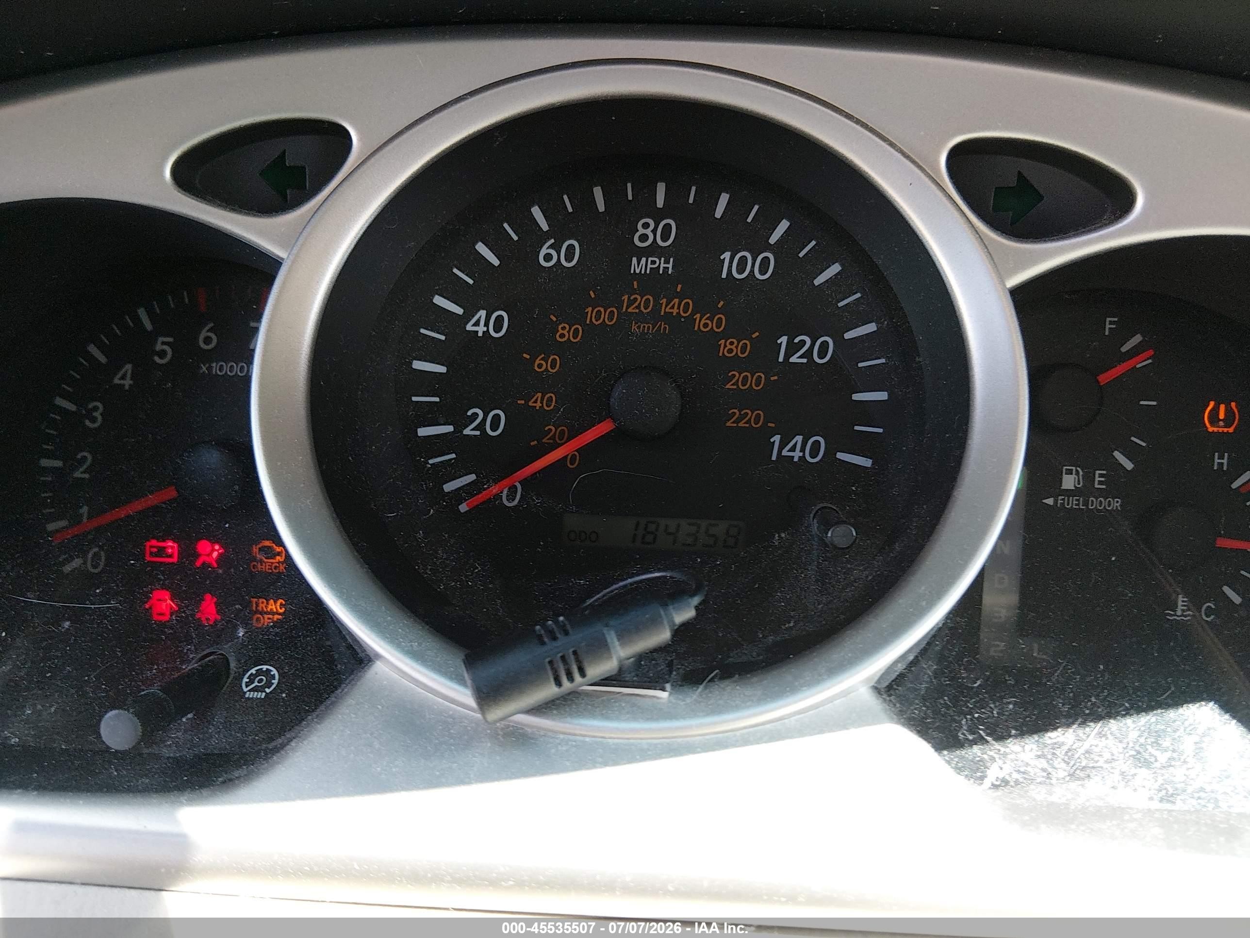2006 Toyota Highlander Sport V6 White vin: JTEGP21A760114207