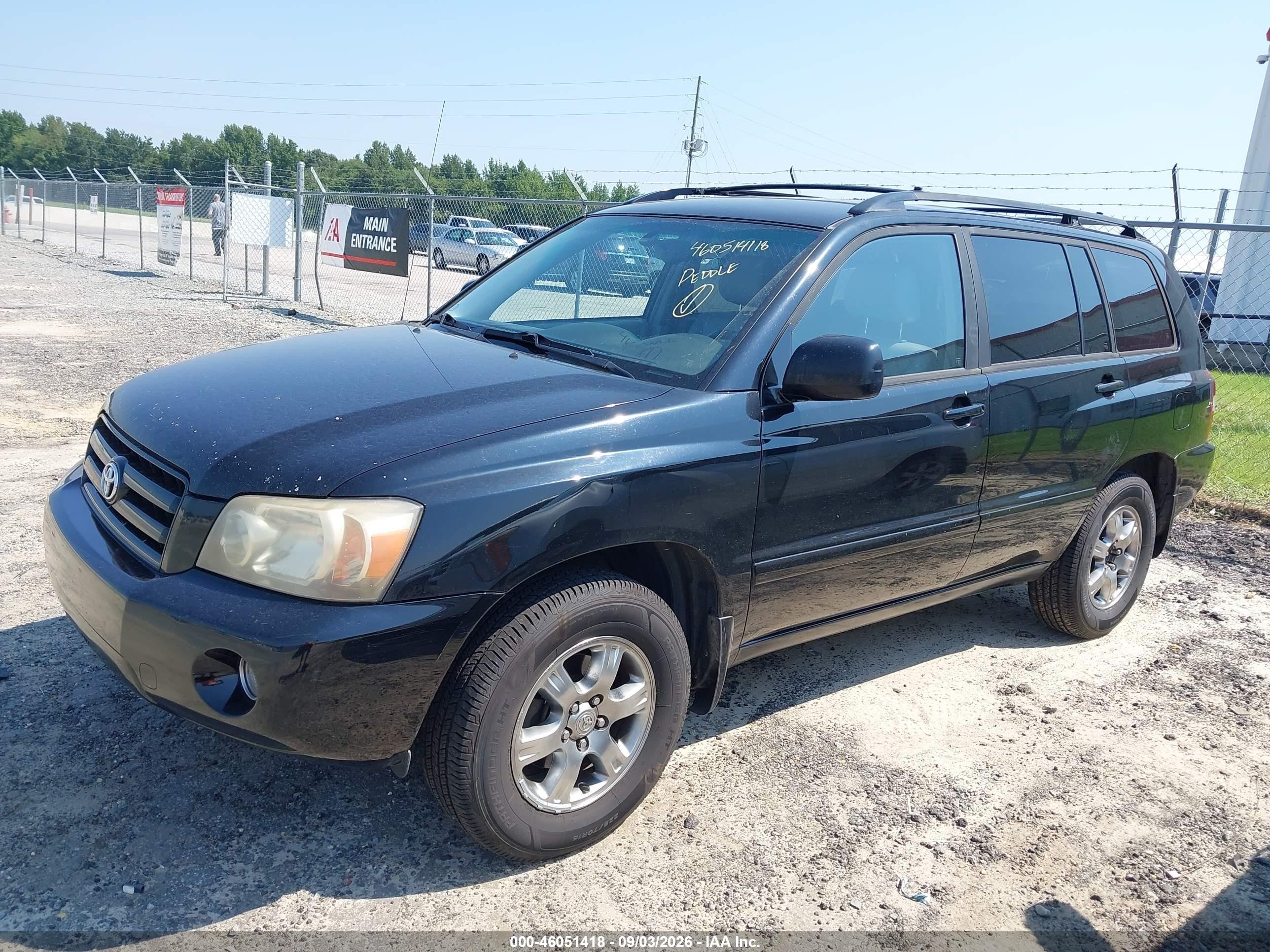 2004 Toyota Highlander V6 Black vin: JTEGP21A840034329