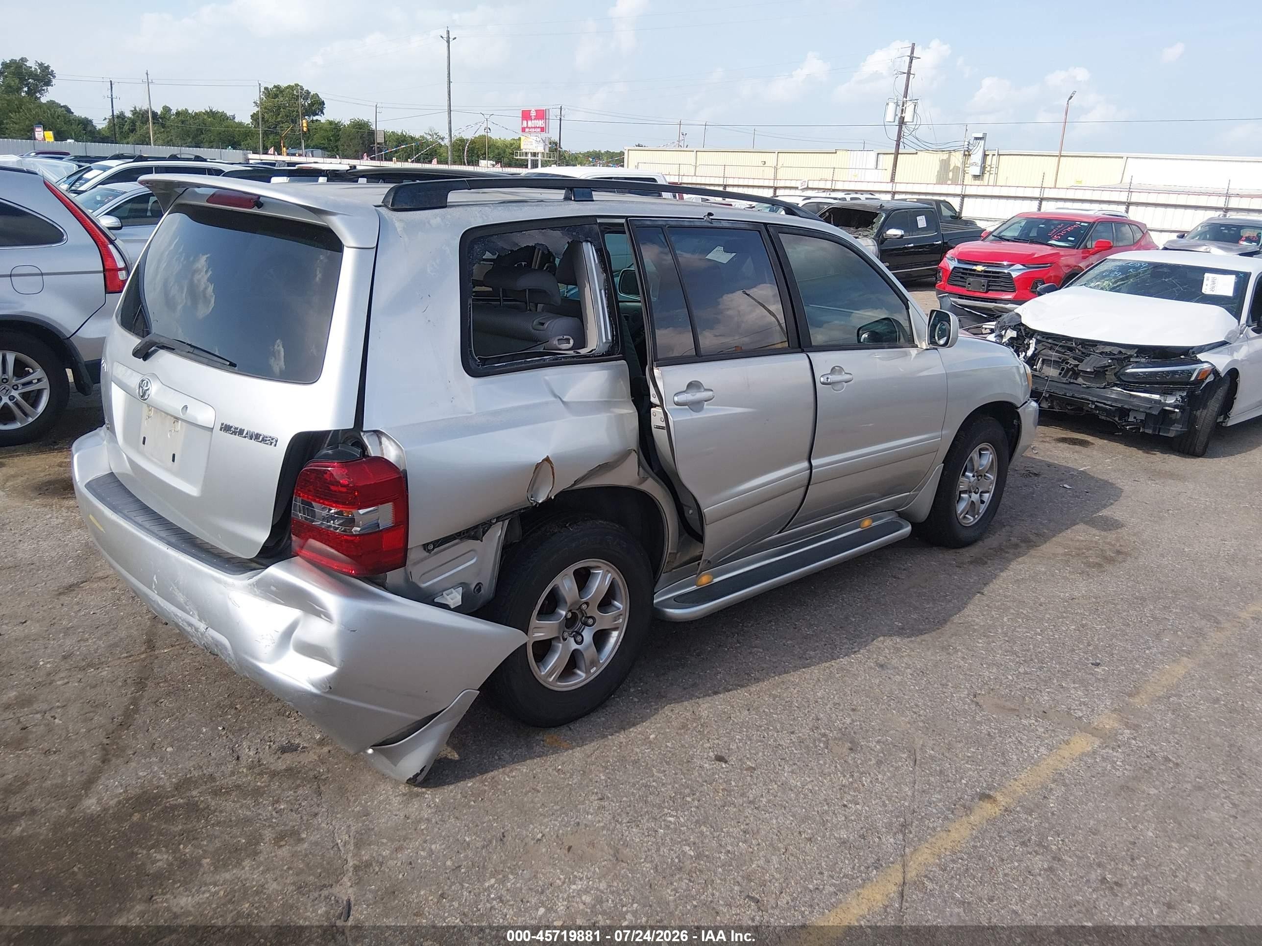 2005 Toyota Highlander V6 Silver vin: JTEGP21A850085489