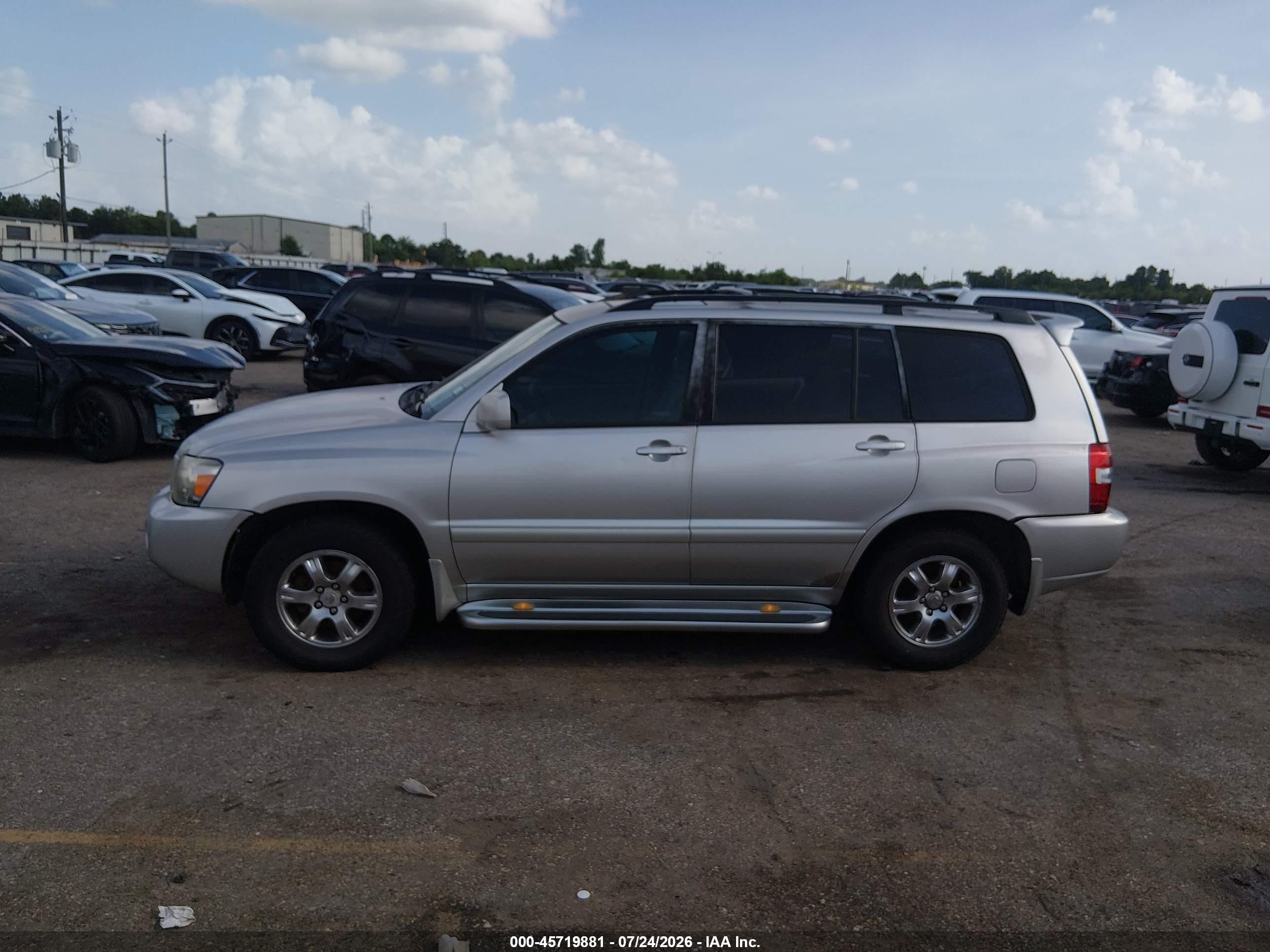 2005 Toyota Highlander V6 Silver vin: JTEGP21A850085489