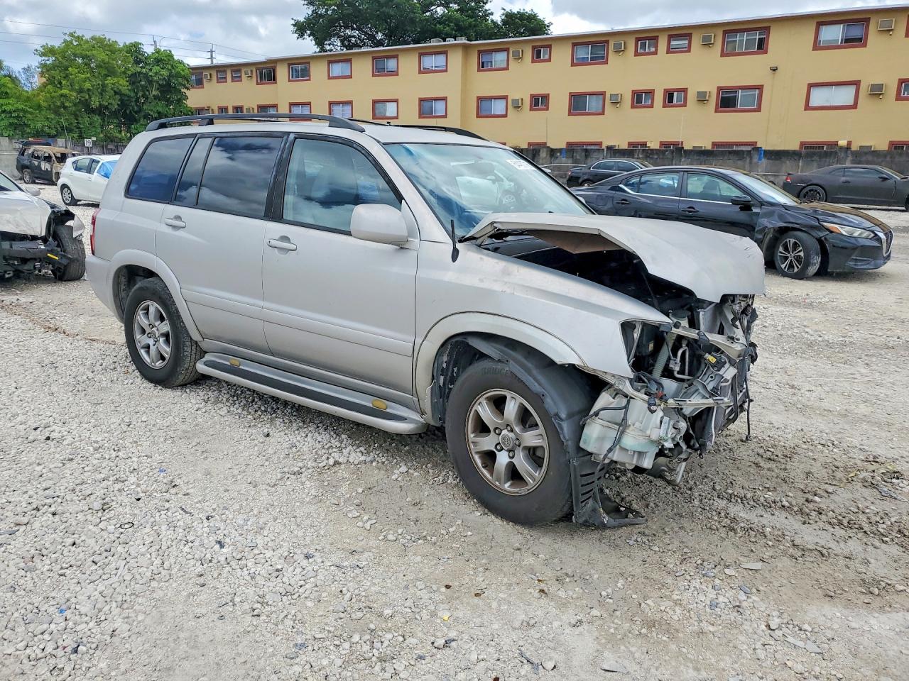 2006 Toyota Highlander Limited Silver vin: JTEGP21A860102664