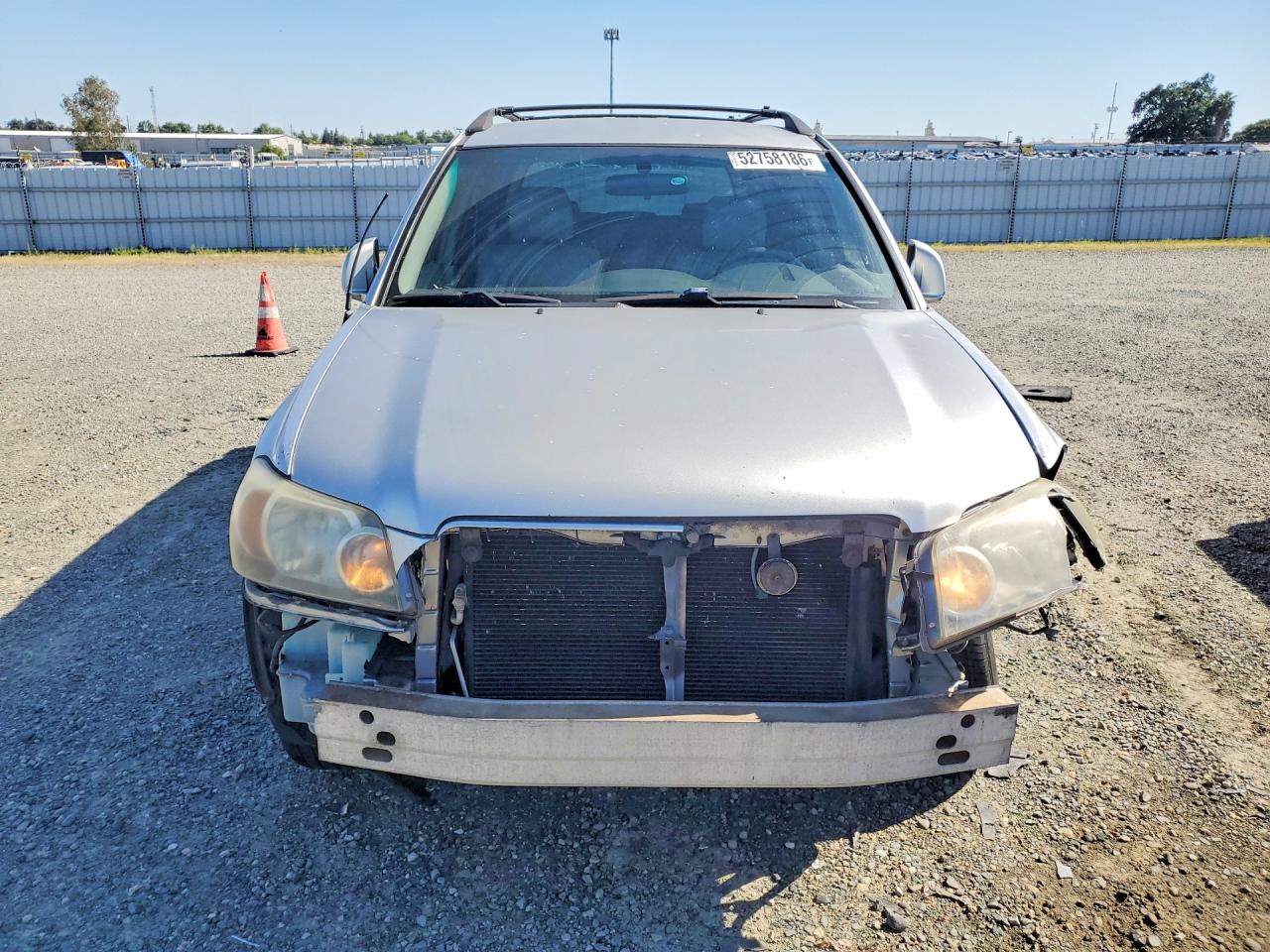 2005 Toyota Highlander Limited Silver vin: JTEGP21A950090829