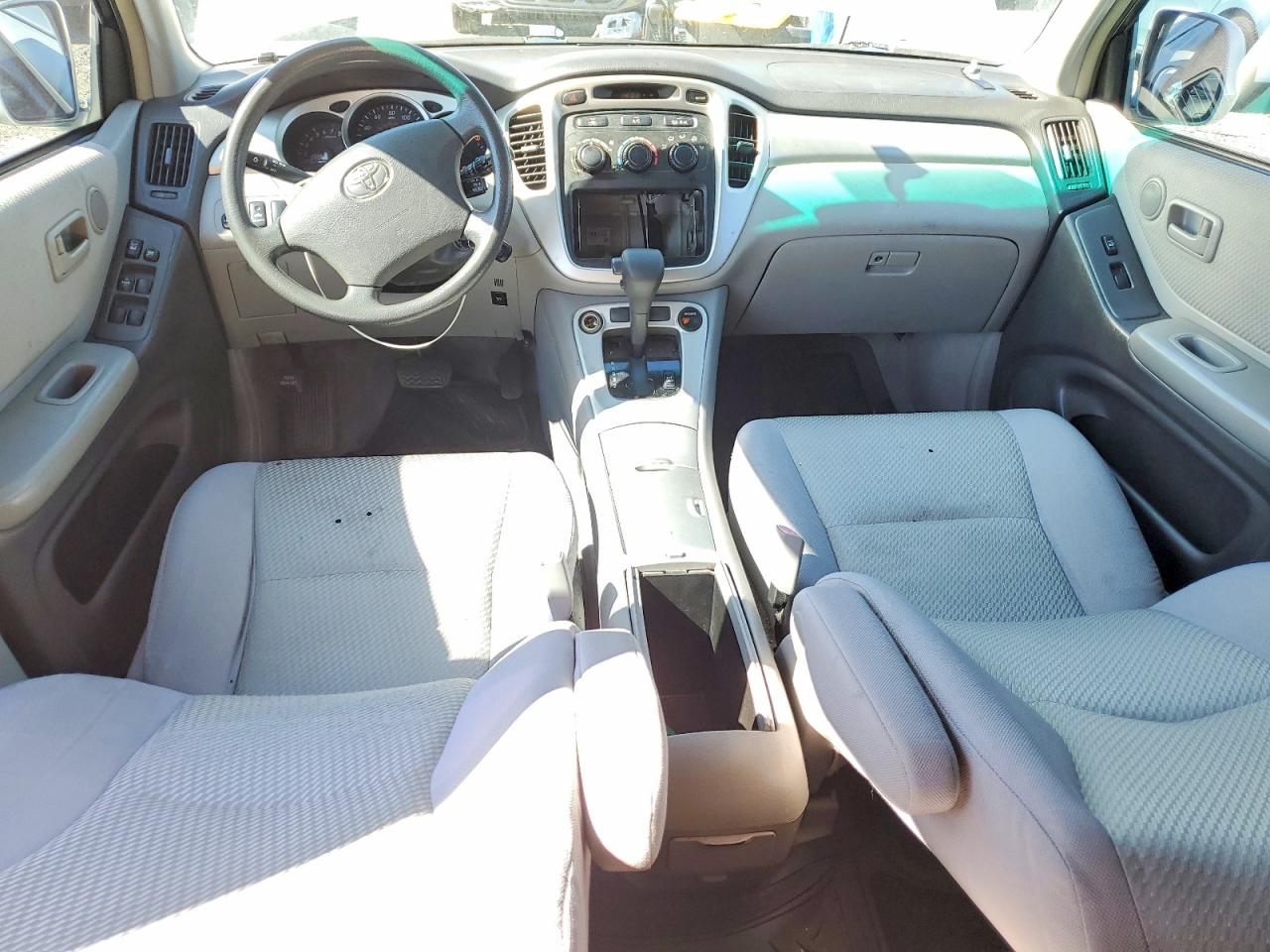2005 Toyota Highlander Limited Silver vin: JTEGP21A950090829