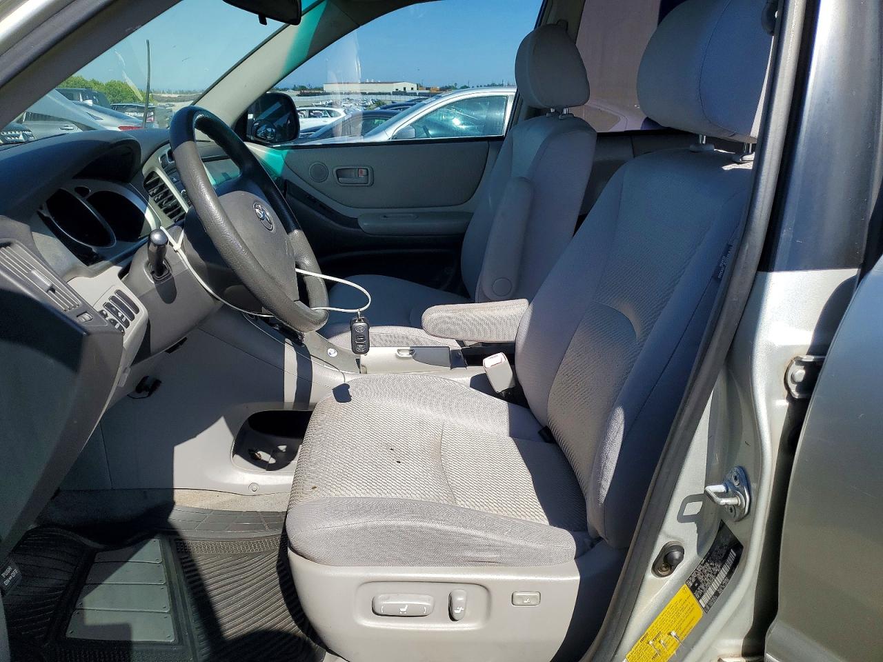 2005 Toyota Highlander Limited Silver vin: JTEGP21A950090829