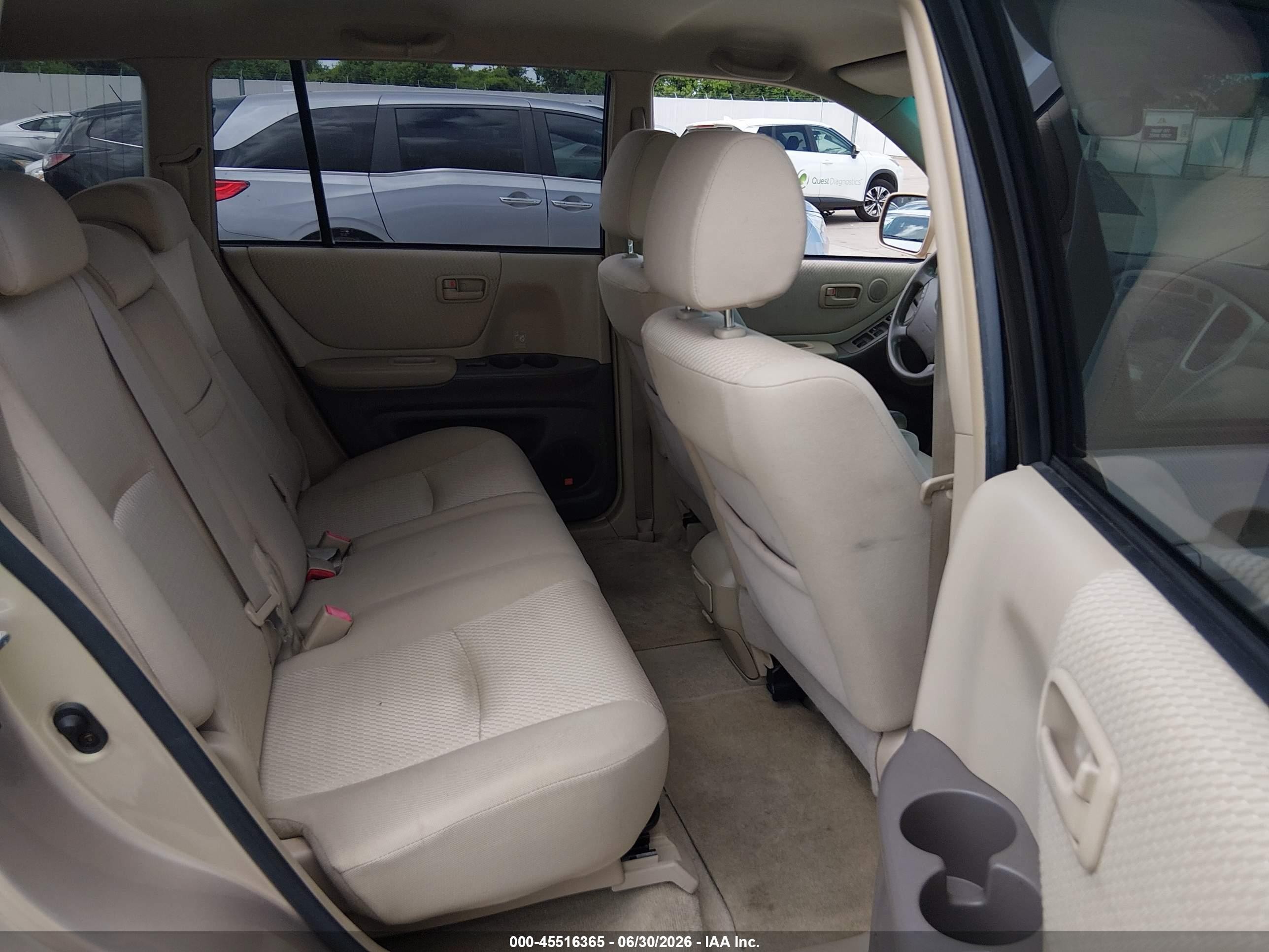 2006 Toyota Highlander V6 Gold vin: JTEGP21A960113656
