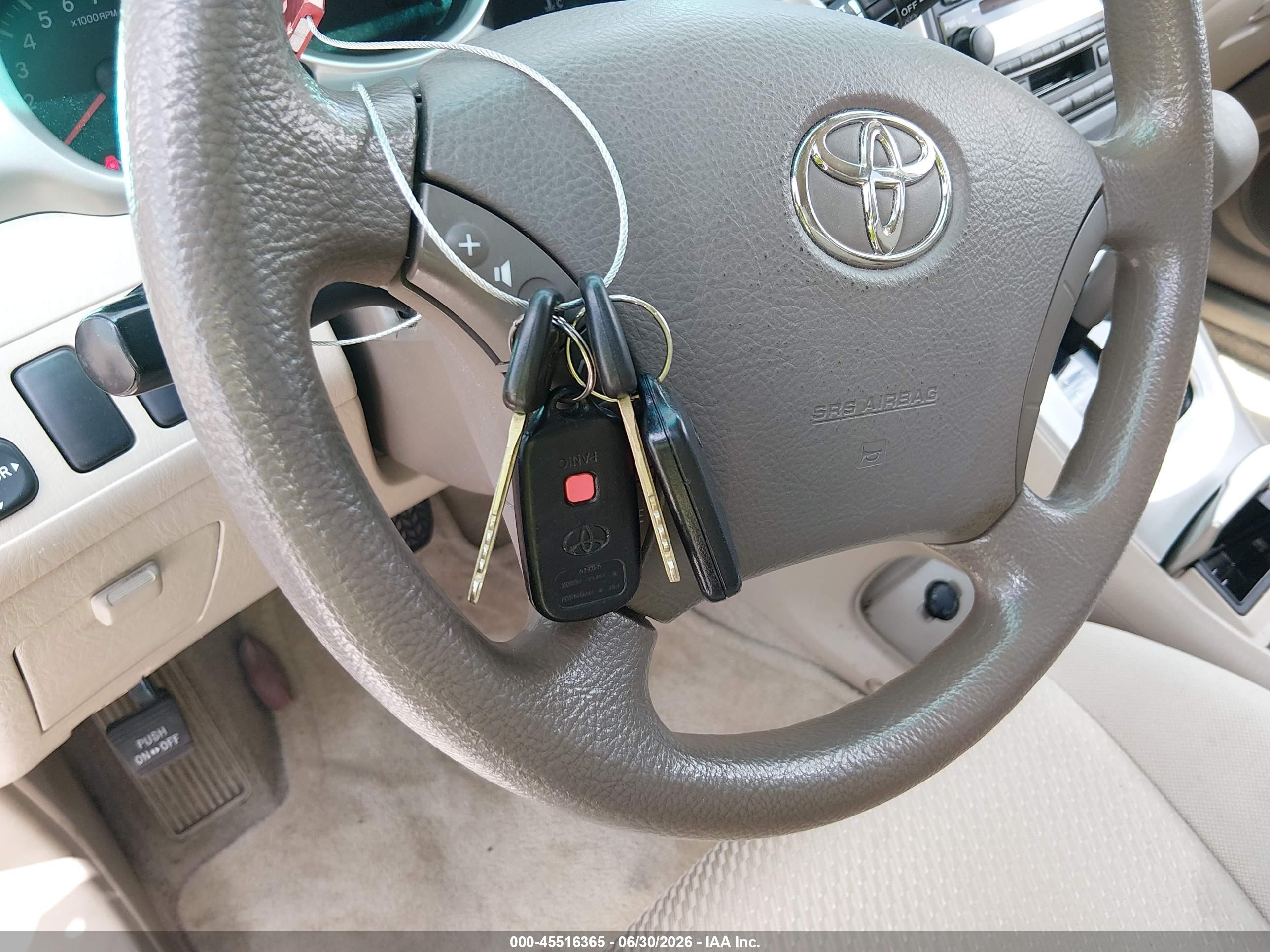 2006 Toyota Highlander V6 Gold vin: JTEGP21A960113656