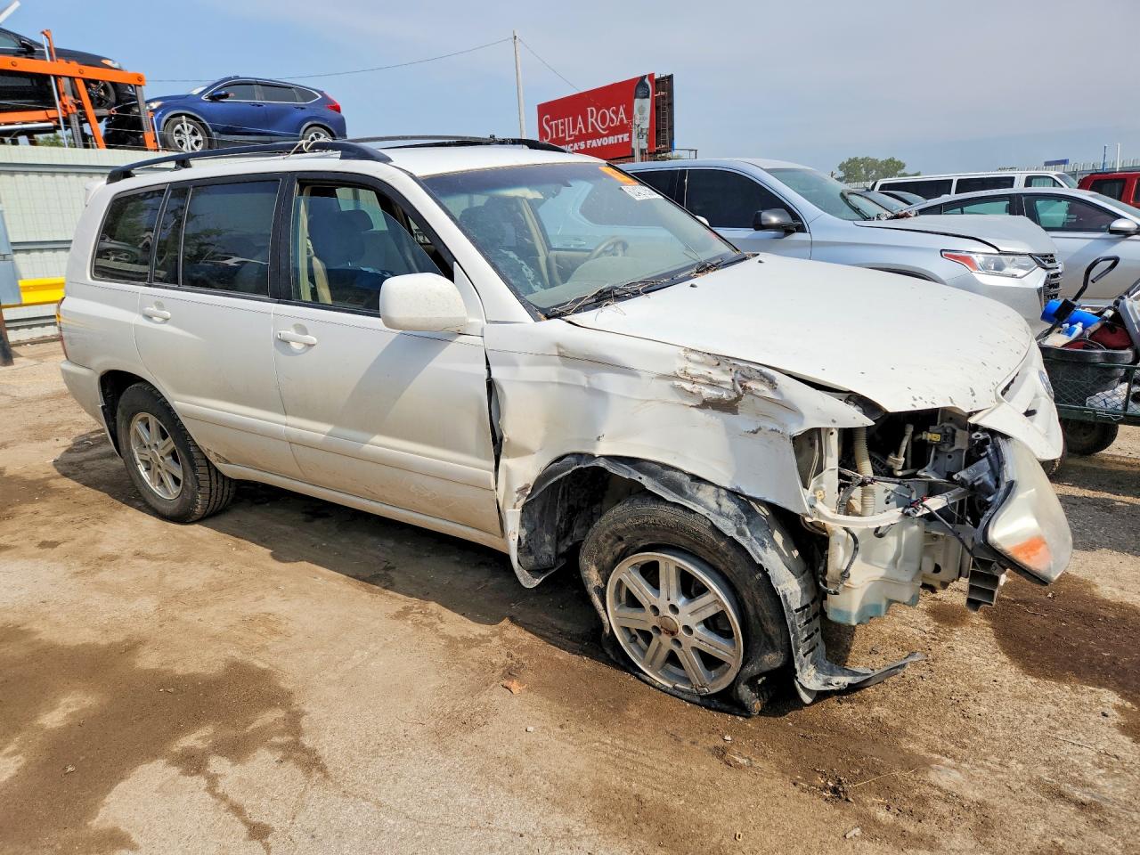 2005 Toyota Highlander Base White vin: JTEGP21AX50083064