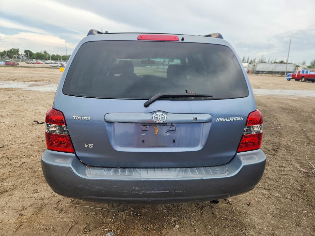 2006 Toyota Highlander Limited Blue vin: JTEGP21AX60110104