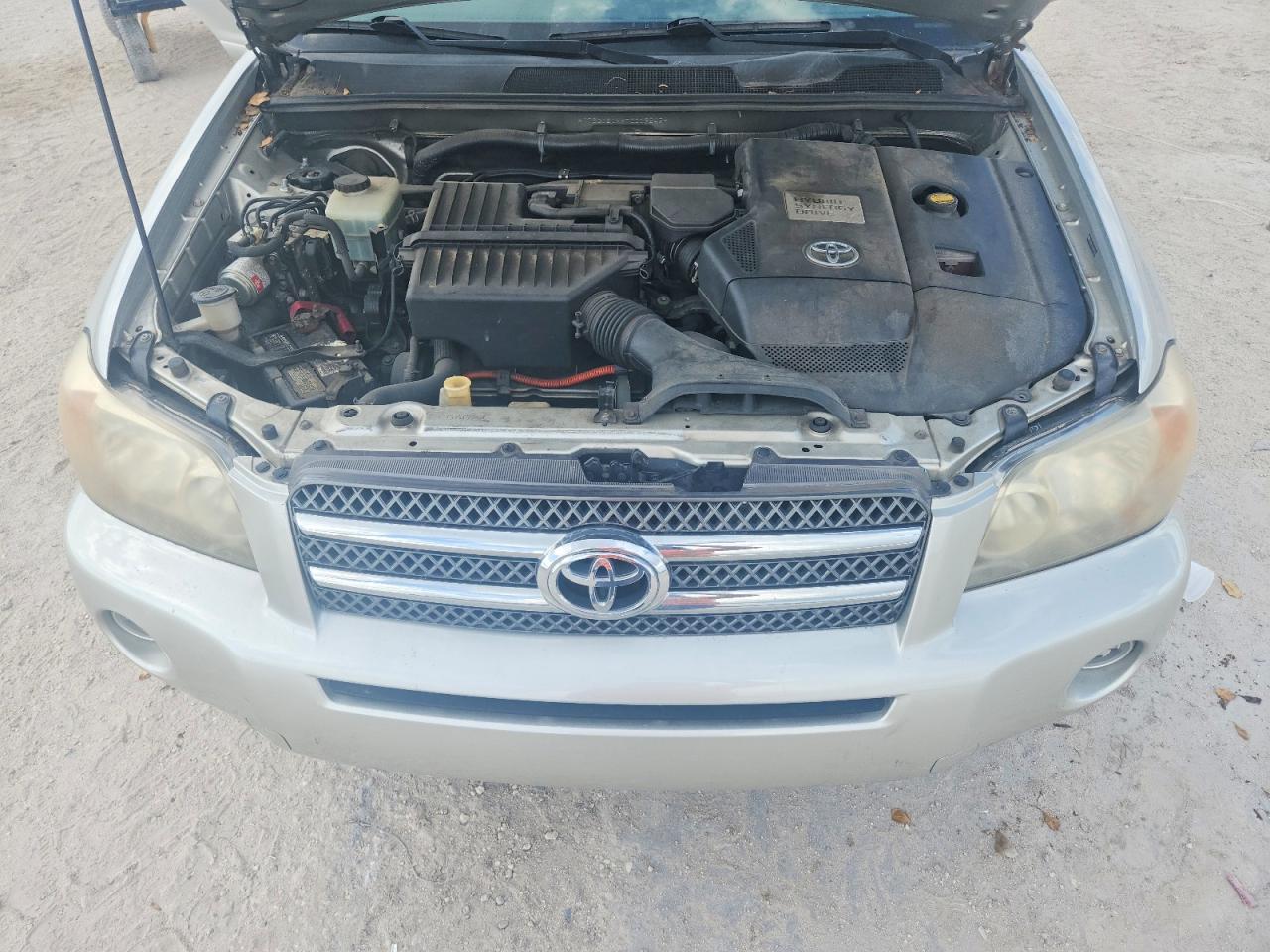 2007 Toyota Highlander Hybrid Серебряный vin: JTEGW21AX70019242