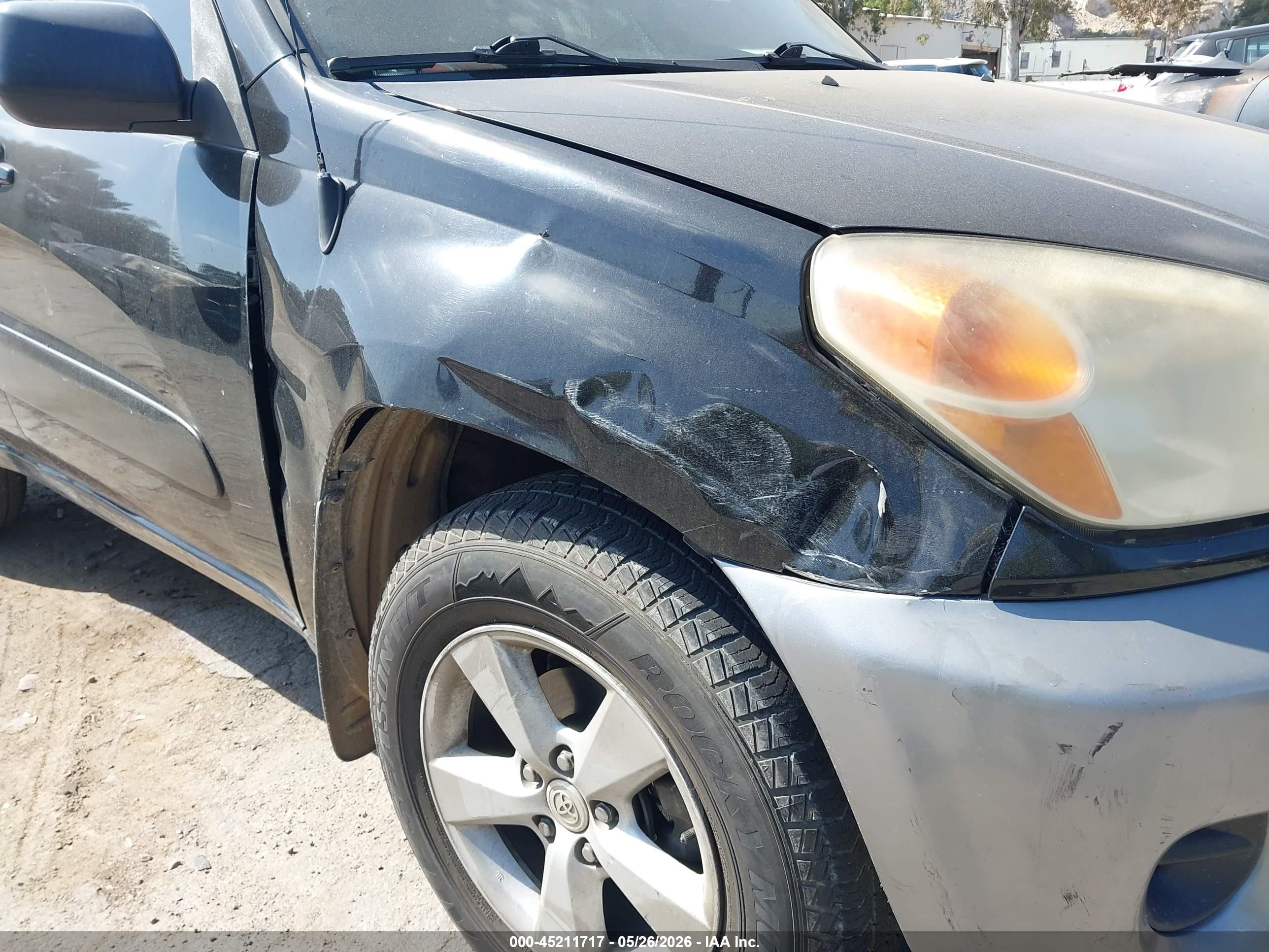 2004 Toyota Rav4   Черный vin: JTEHD20V040016912