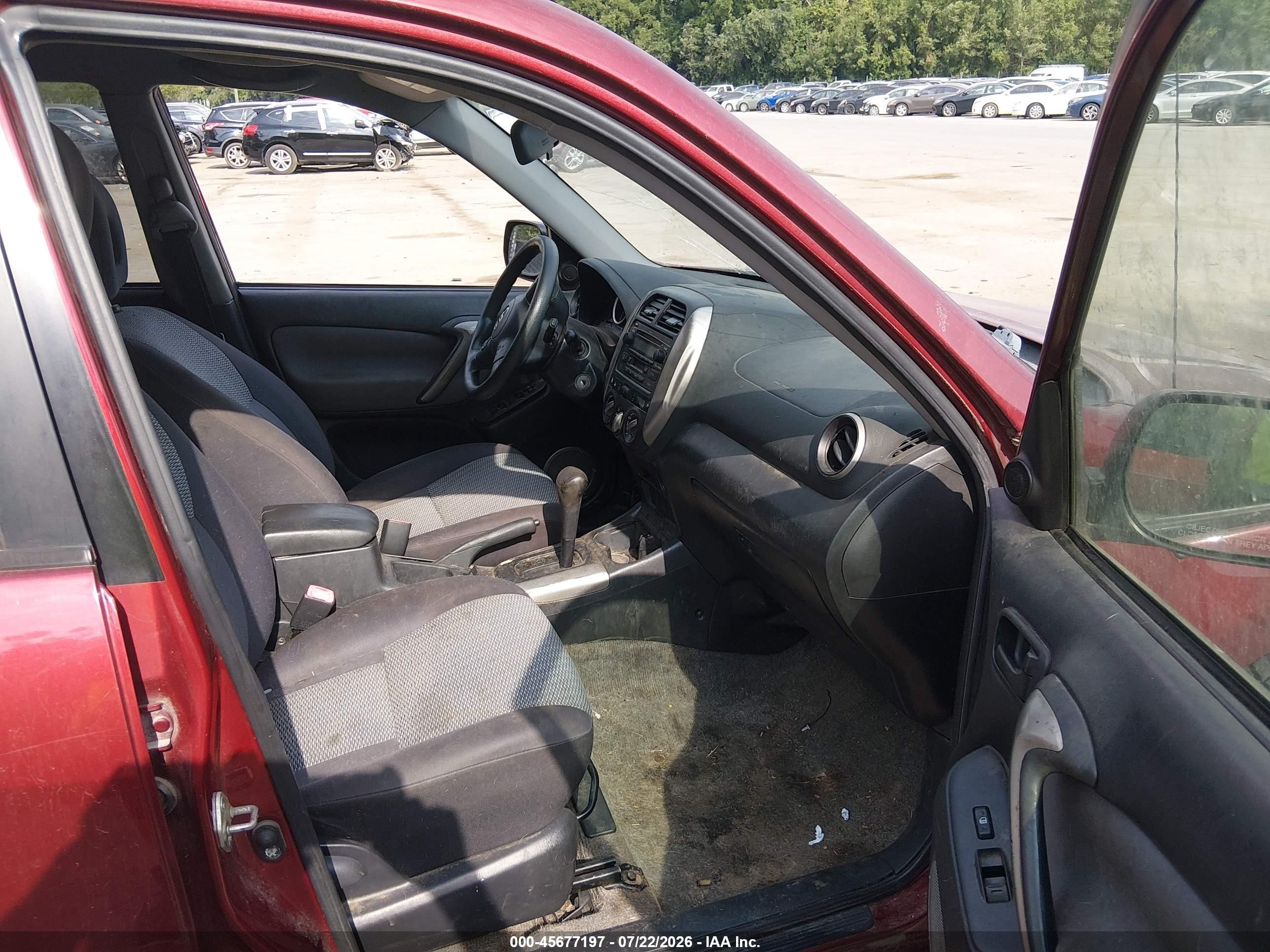 2004 Toyota Rav4   Red vin: JTEHD20V040018109
