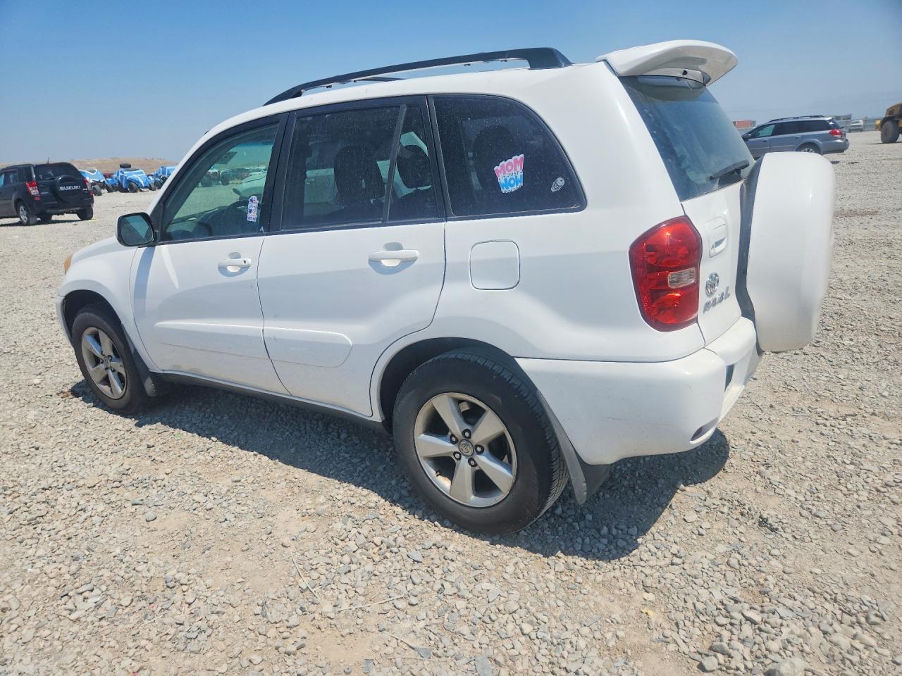 2005 Toyota Rav4 Base White vin: JTEHD20V050064105