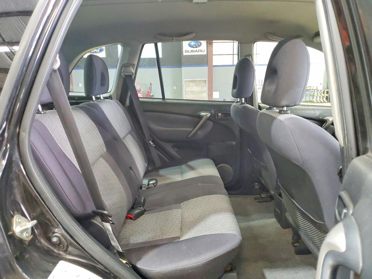 2005 Toyota Rav4 Base Черный vin: JTEHD20V050072446