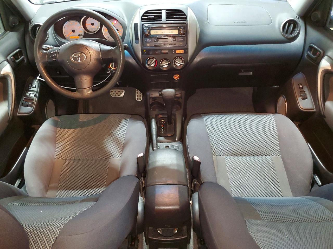 2005 Toyota Rav4 Base Silver vin: JTEHD20V056024409