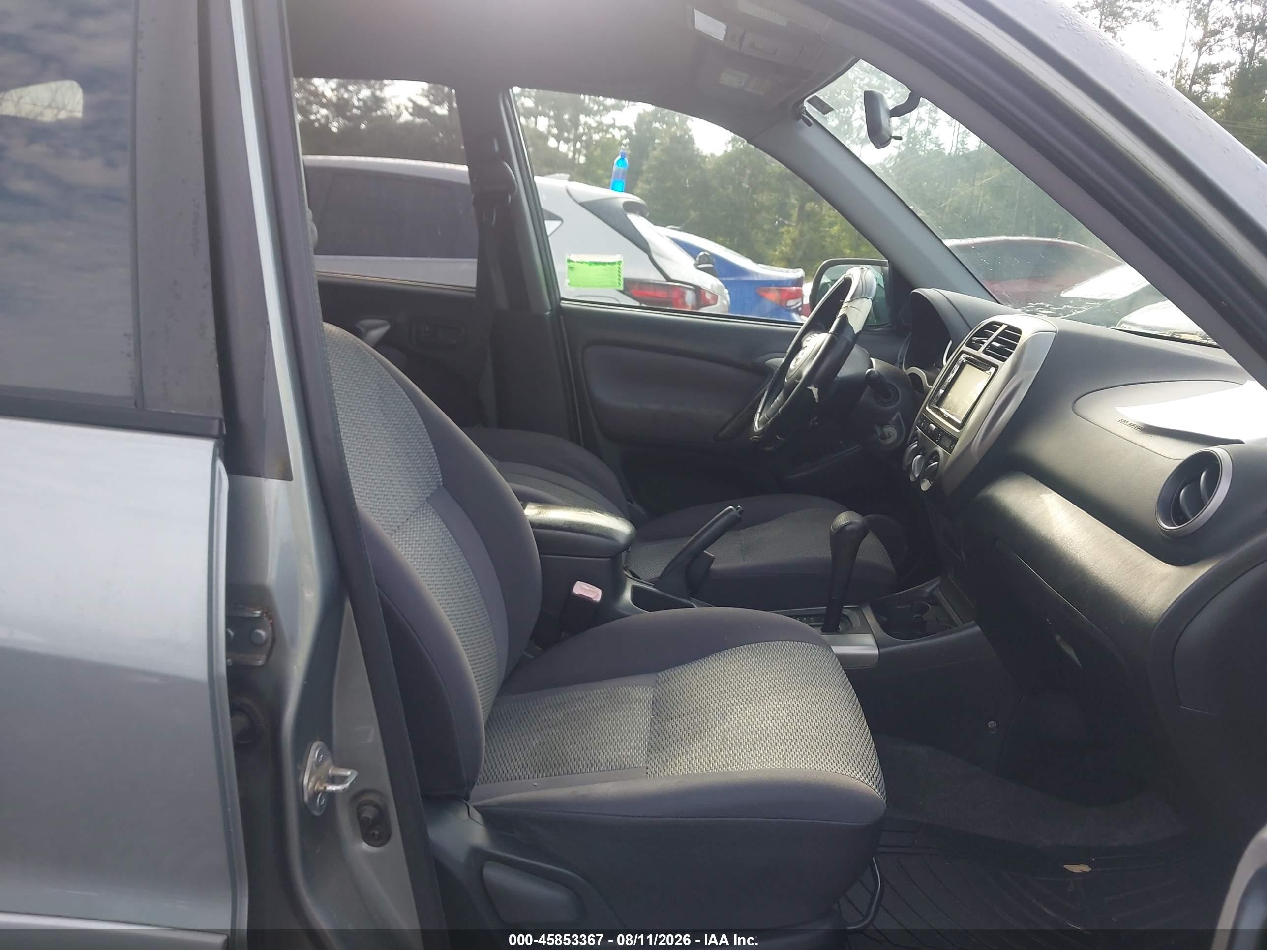 2004 Toyota Rav4   Gray vin: JTEHD20V140023190