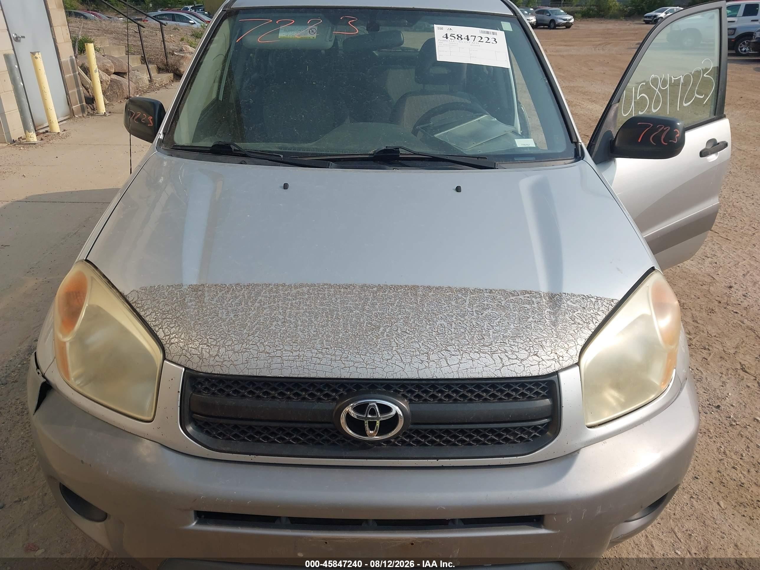 2004 Toyota Rav4   Серебряный vin: JTEHD20V146011070