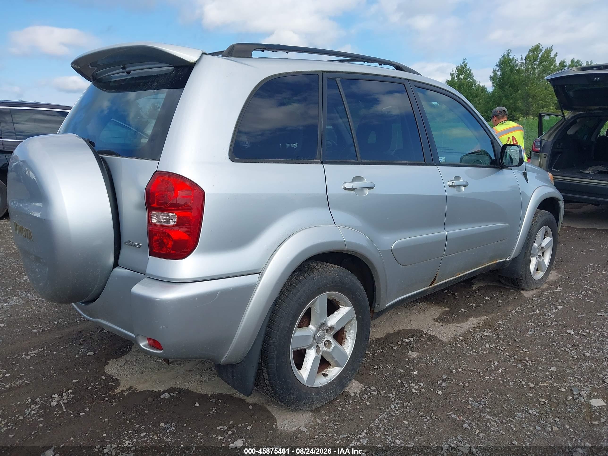 2005 Toyota Rav4   Silver vin: JTEHD20V150053887