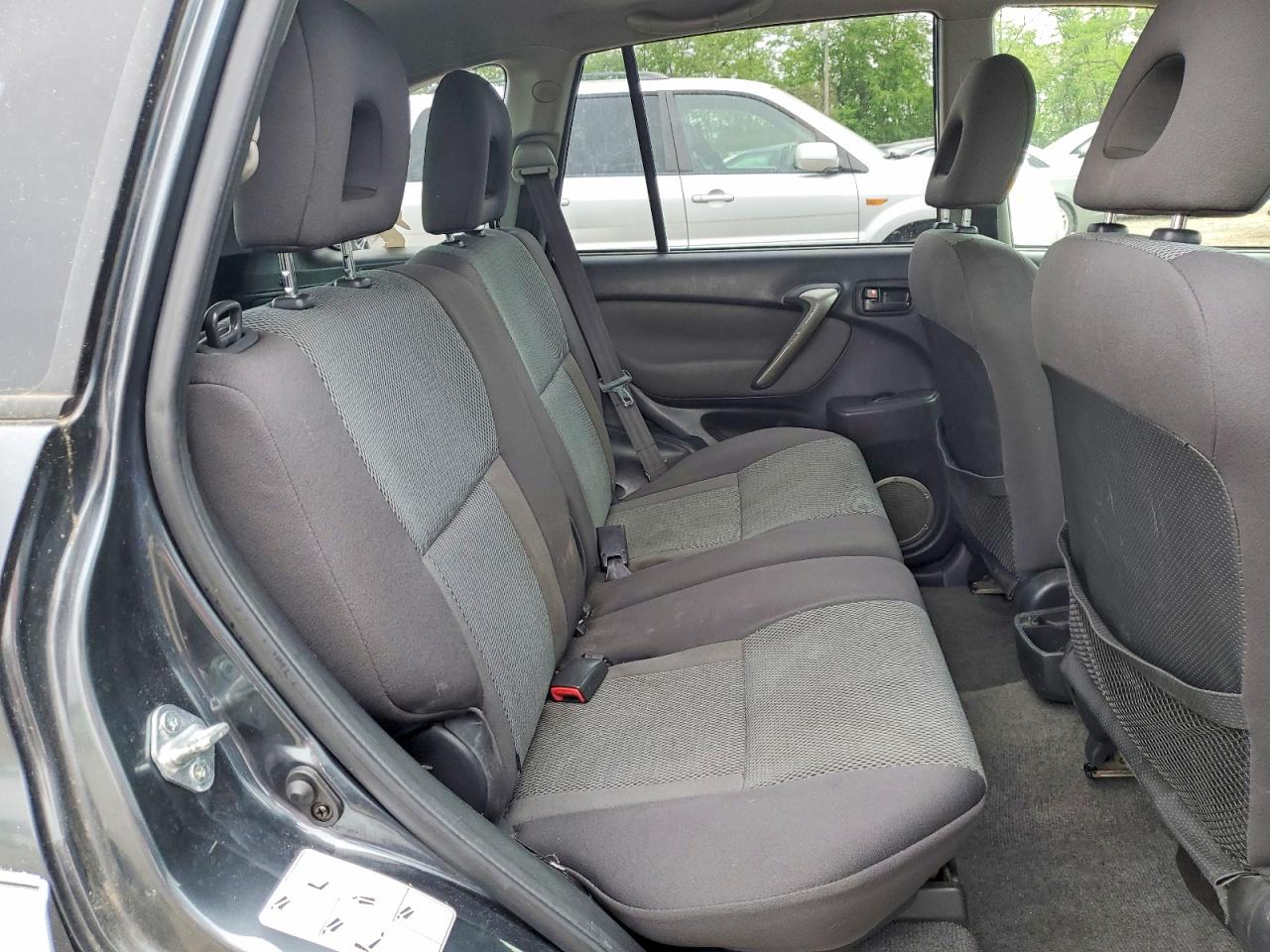 2005 Toyota Rav4 Base Gray vin: JTEHD20V156036231