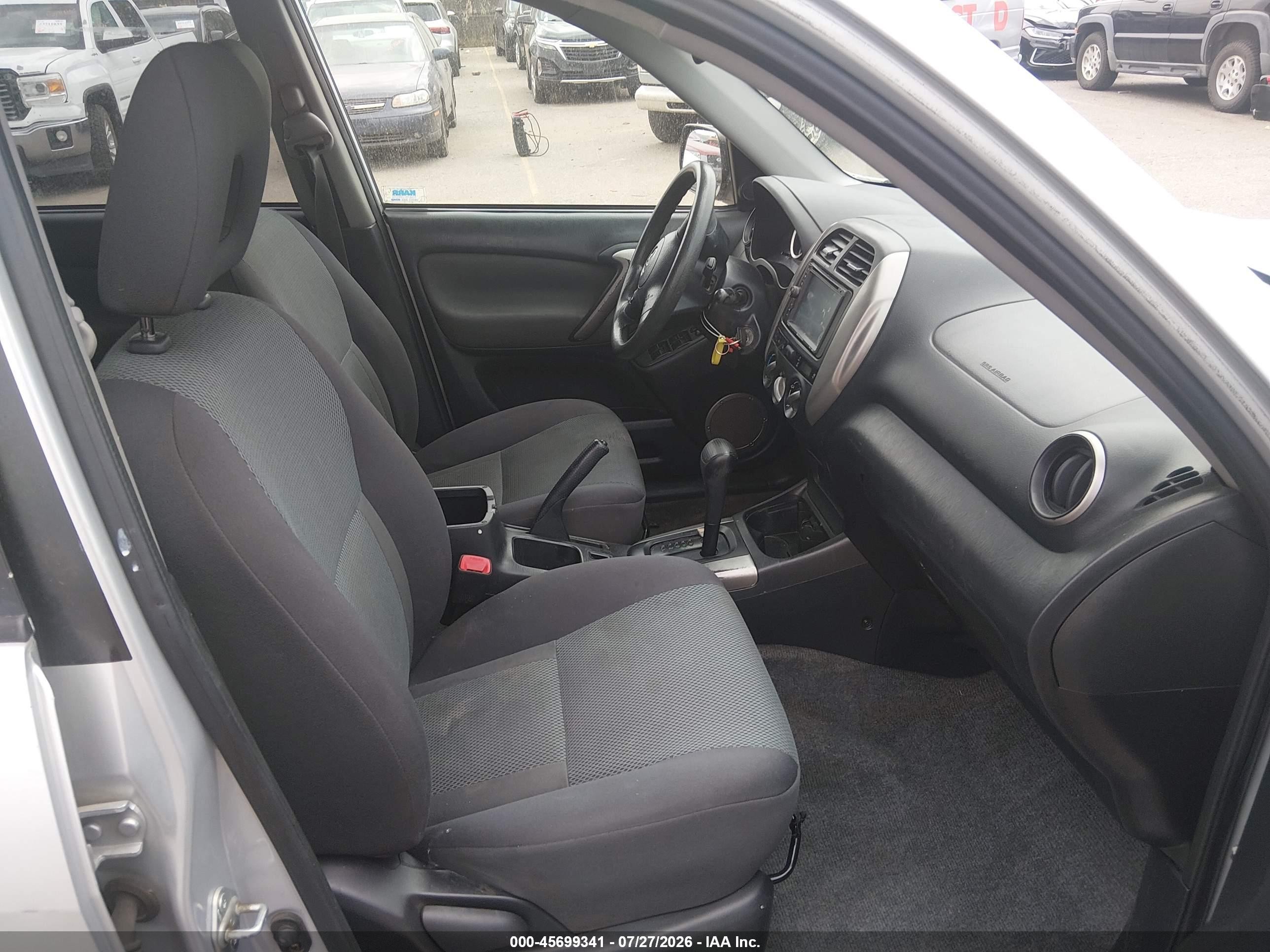 2004 Toyota Rav4   Серый vin: JTEHD20V246019369