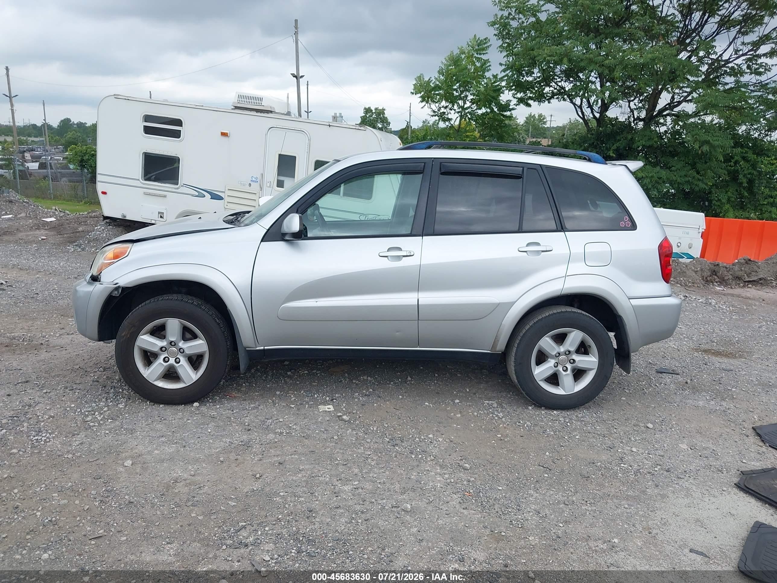 2005 Toyota Rav4   Silver vin: JTEHD20V250050982
