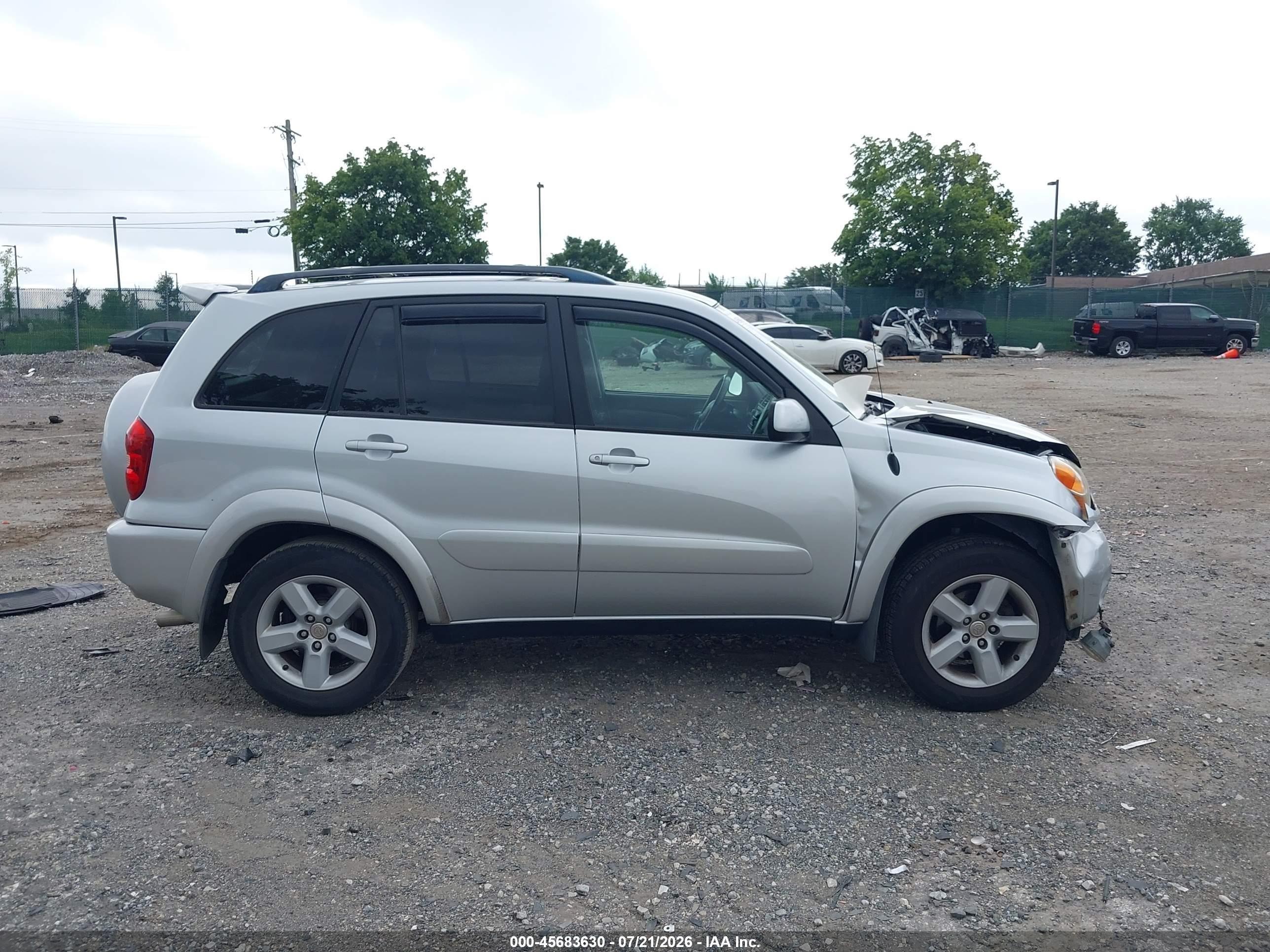 2005 Toyota Rav4   Silver vin: JTEHD20V250050982