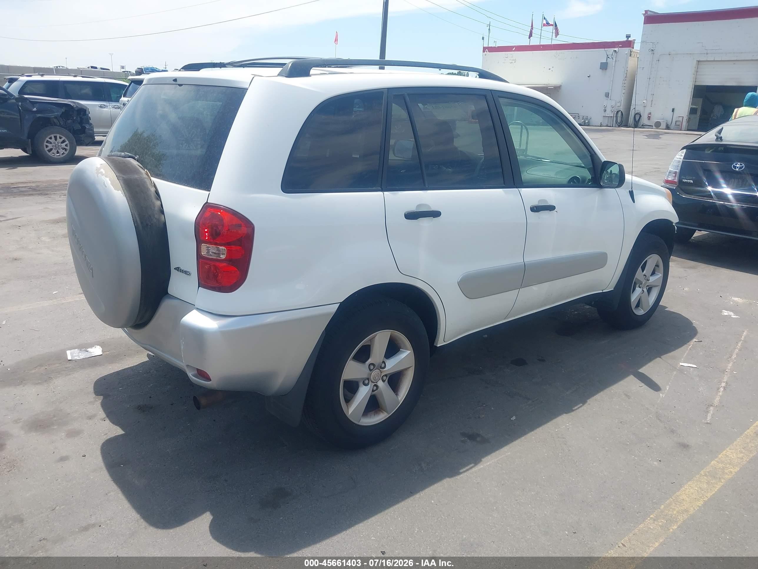 2005 Toyota Rav4   White vin: JTEHD20V256026632