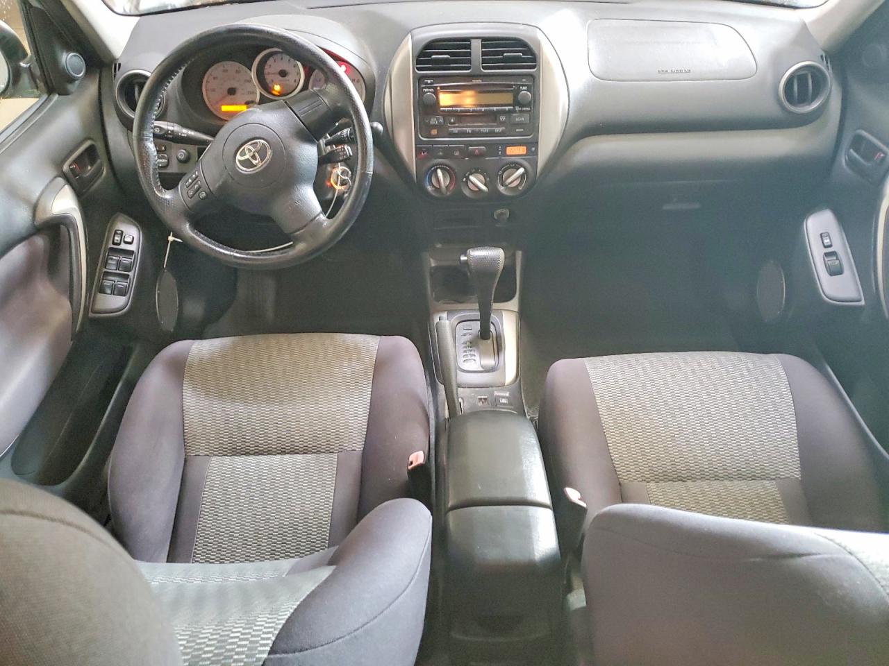 2005 Toyota Rav4 Base Silver vin: JTEHD20V256028588