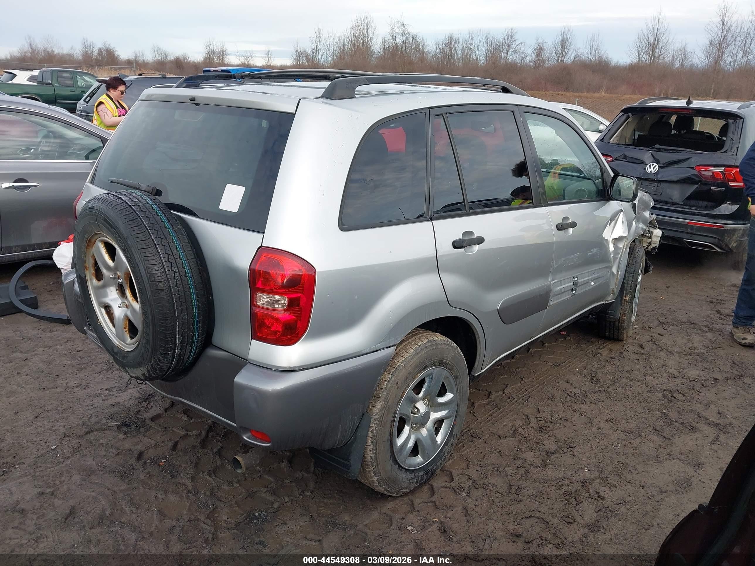 2005 Toyota Rav4   Silver vin: JTEHD20V256040840