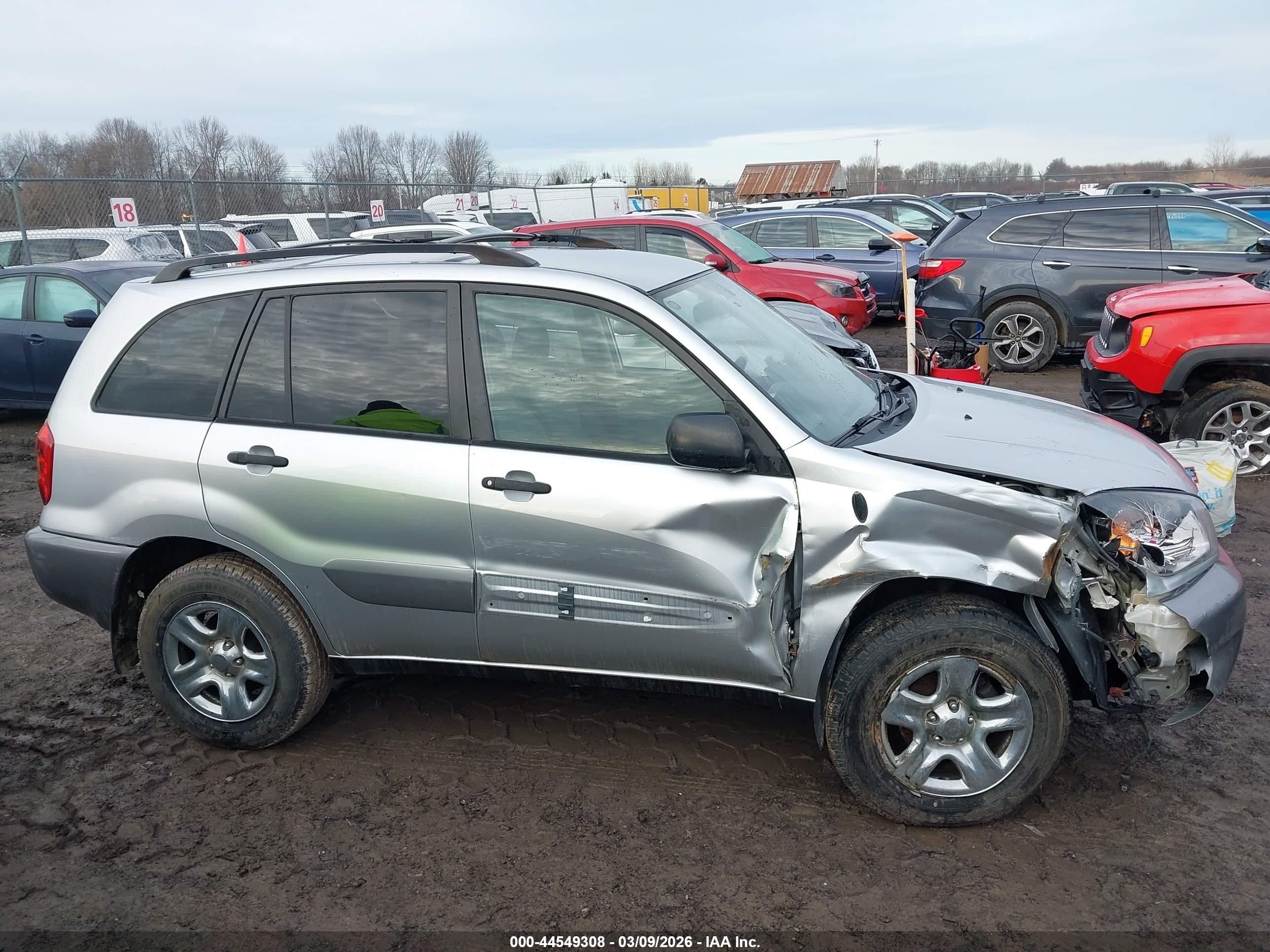 2005 Toyota Rav4   Silver vin: JTEHD20V256040840