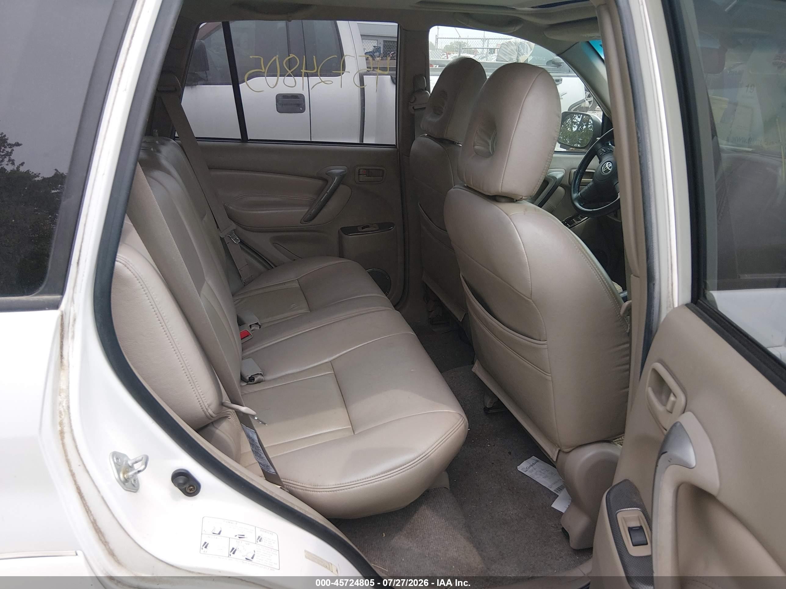 2004 Toyota Rav4   Белый vin: JTEHD20V340020369