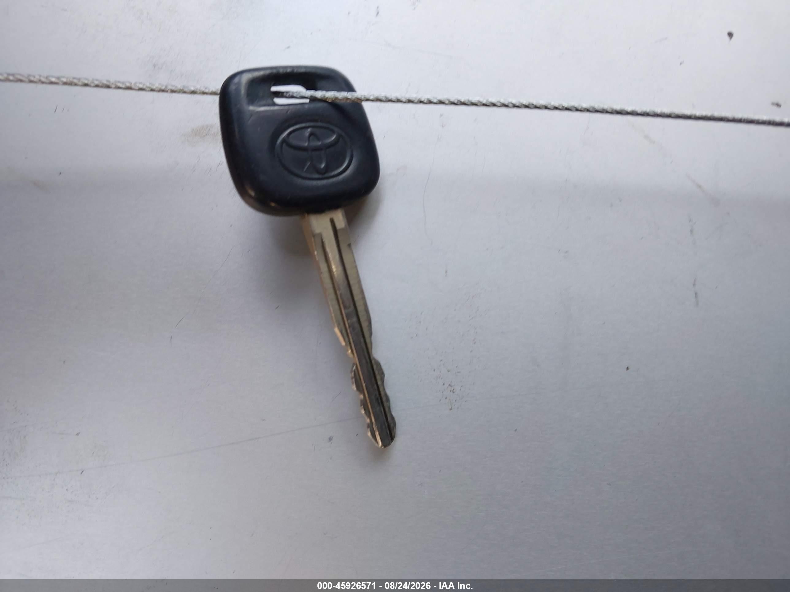 2004 Toyota Rav4   Silver vin: JTEHD20V346010812