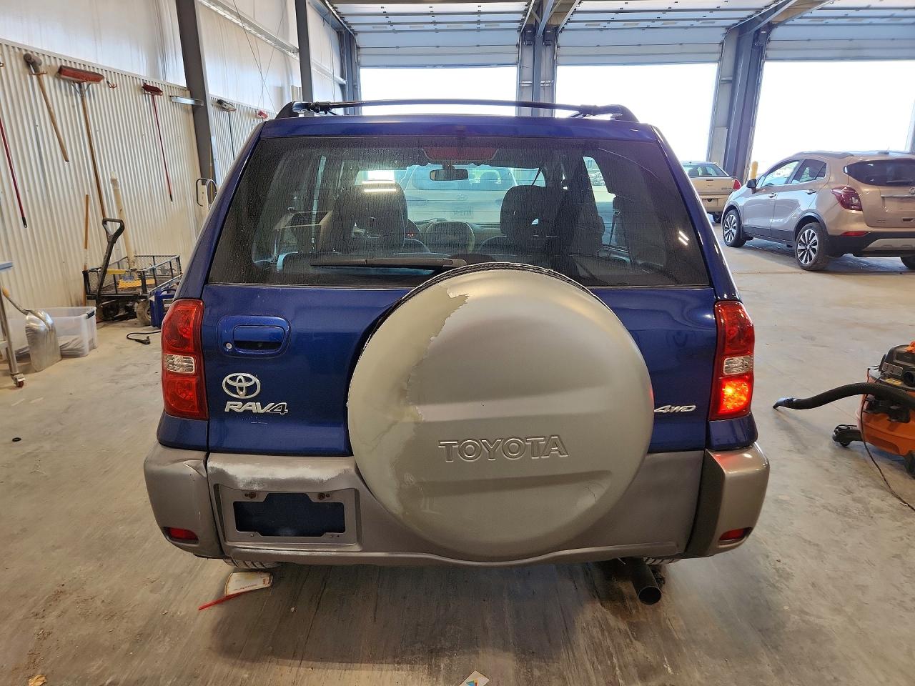 2004 Toyota Rav4 Base Blue vin: JTEHD20V346018991