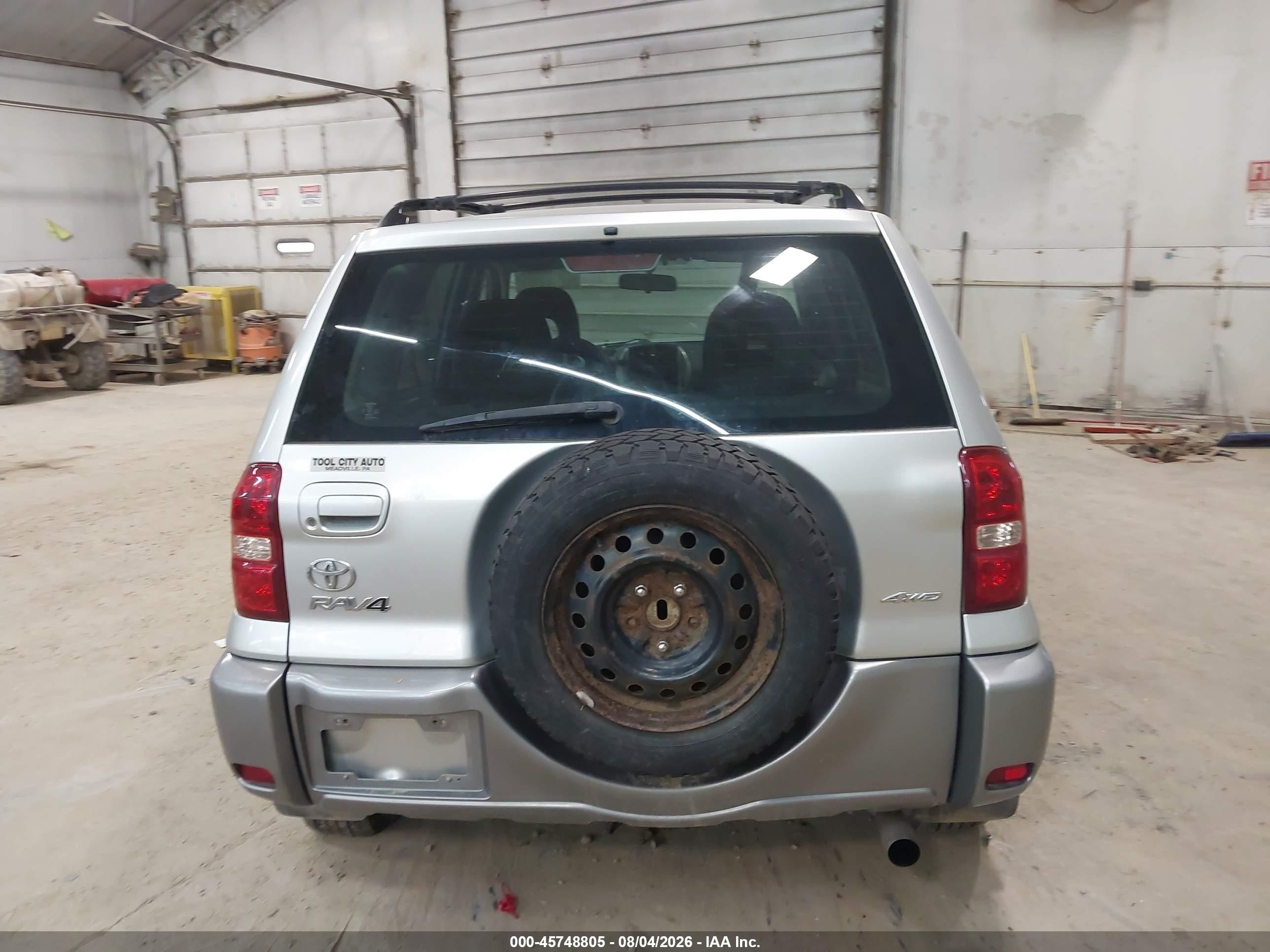 2005 Toyota Rav4   Silver vin: JTEHD20V356028986