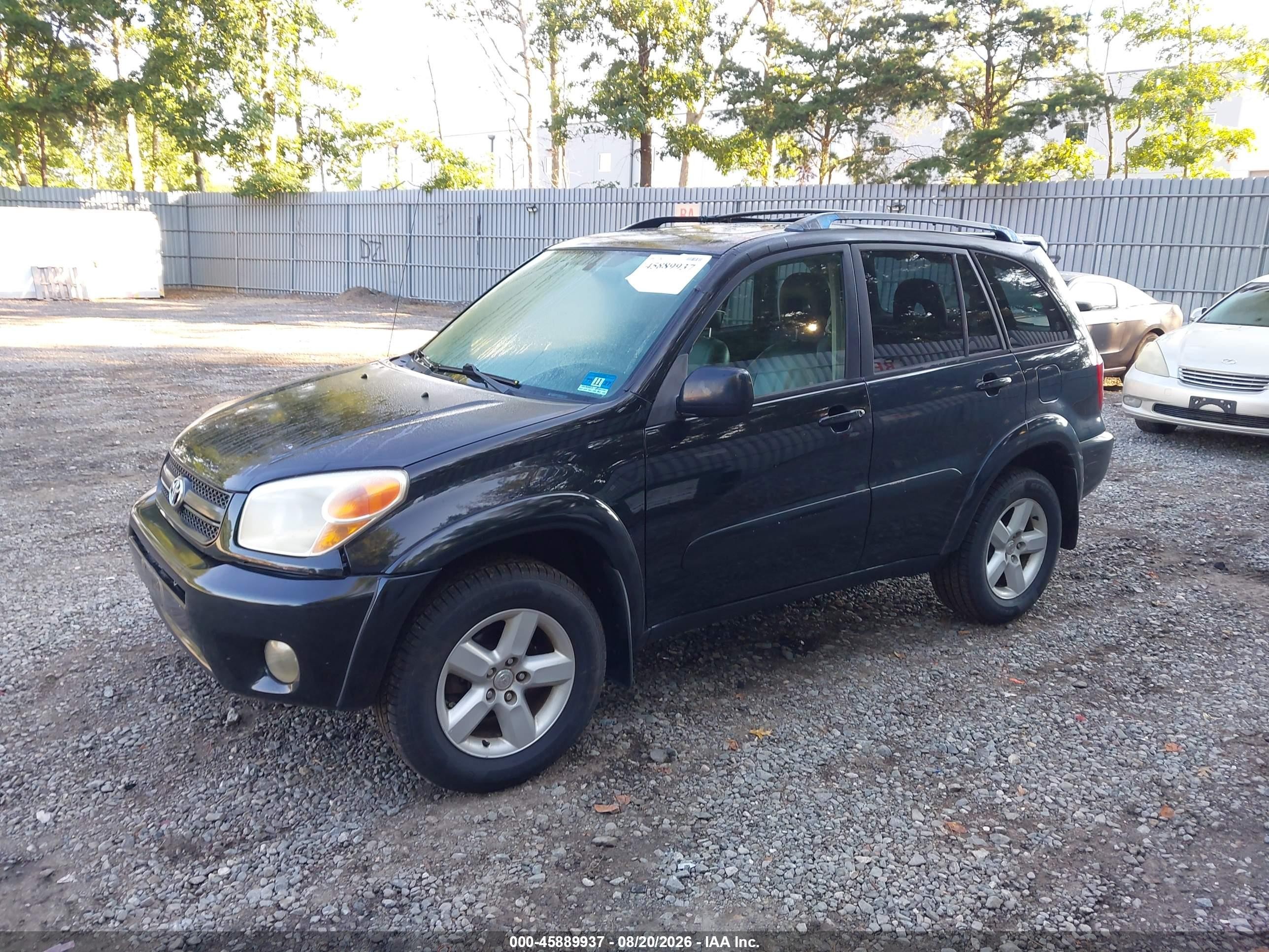 2005 Toyota Rav4   Black vin: JTEHD20V356047313