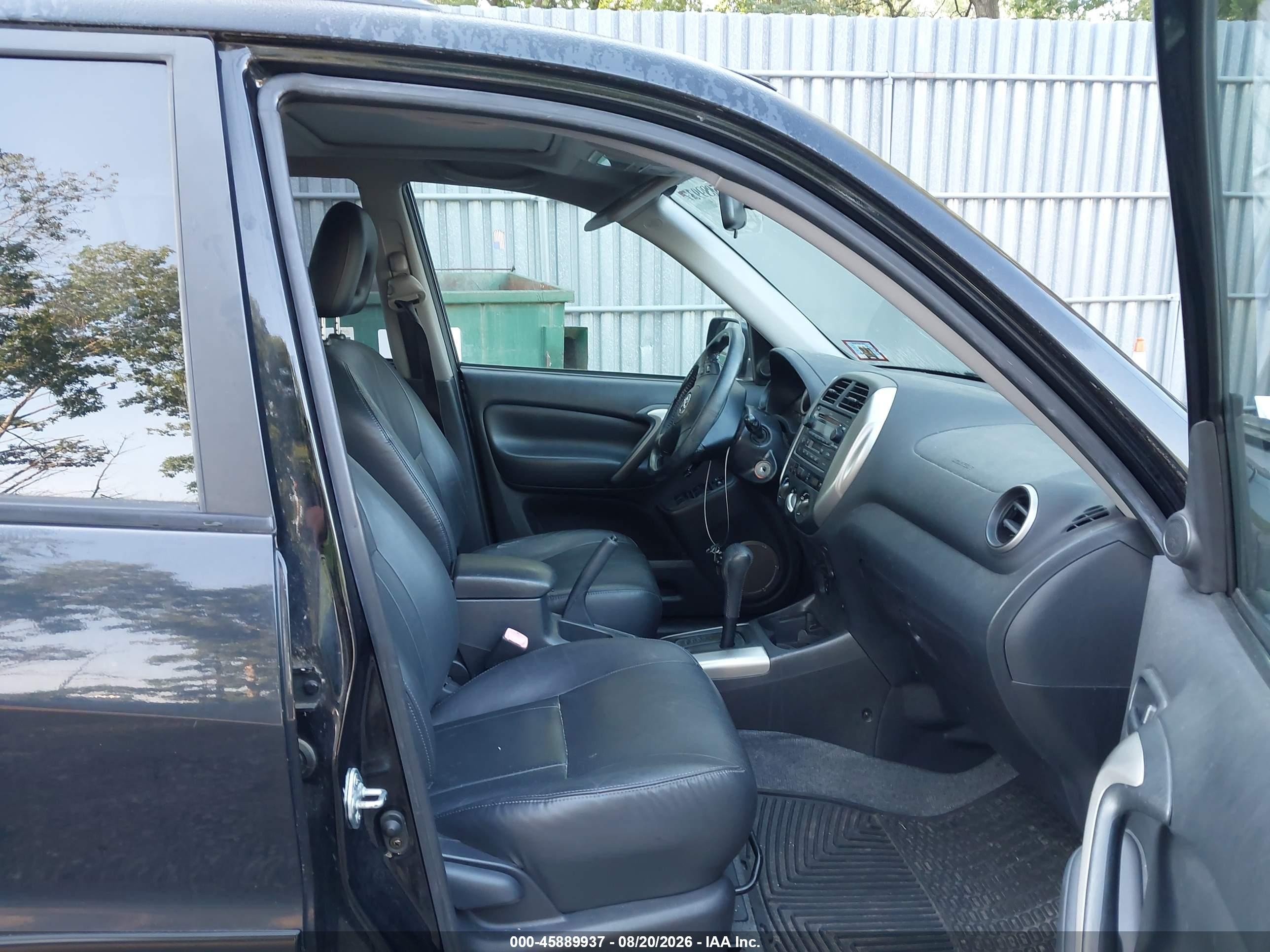 2005 Toyota Rav4   Black vin: JTEHD20V356047313