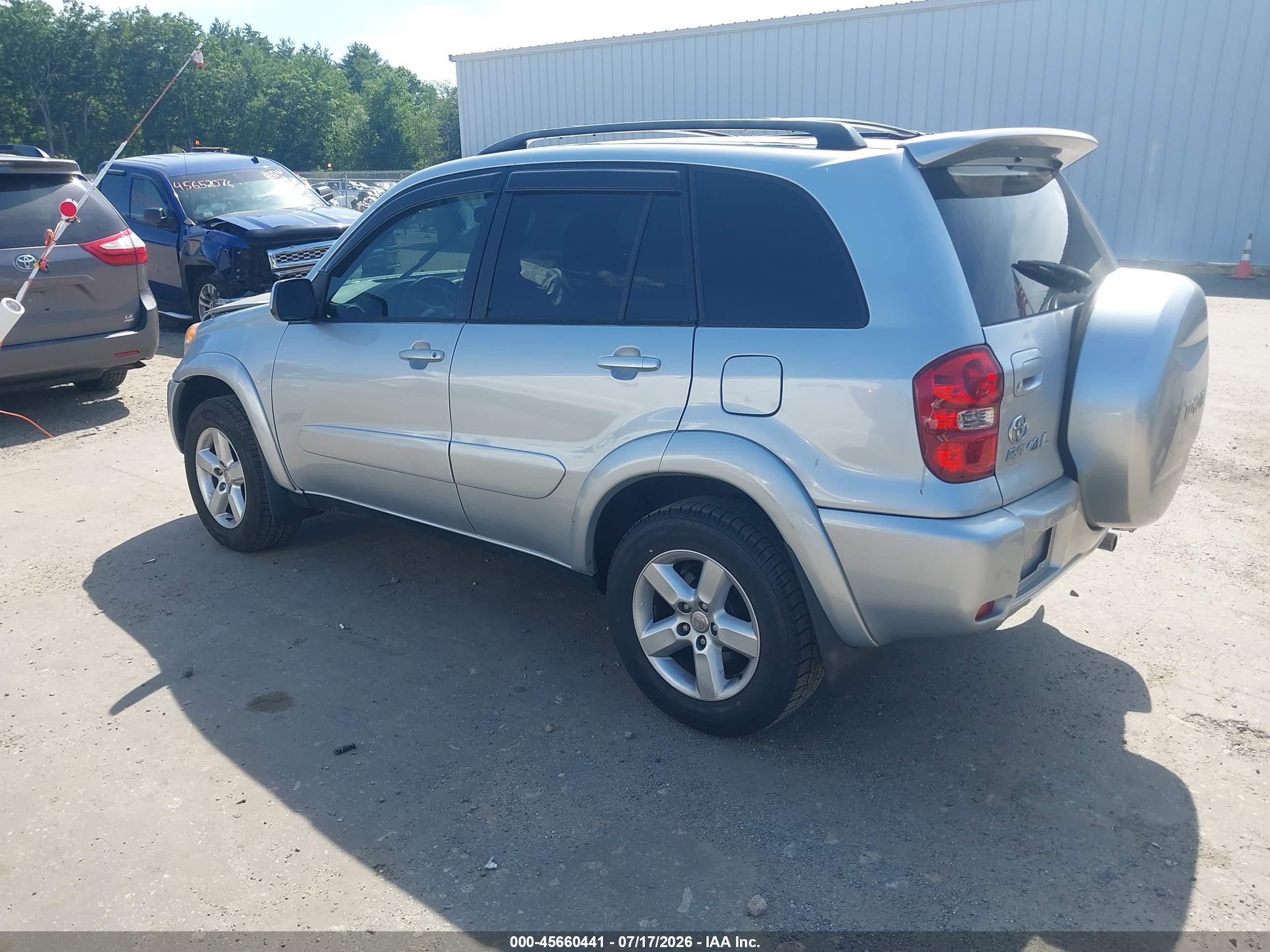 2004 Toyota Rav4 Silver vin: JTEHD20V440023586