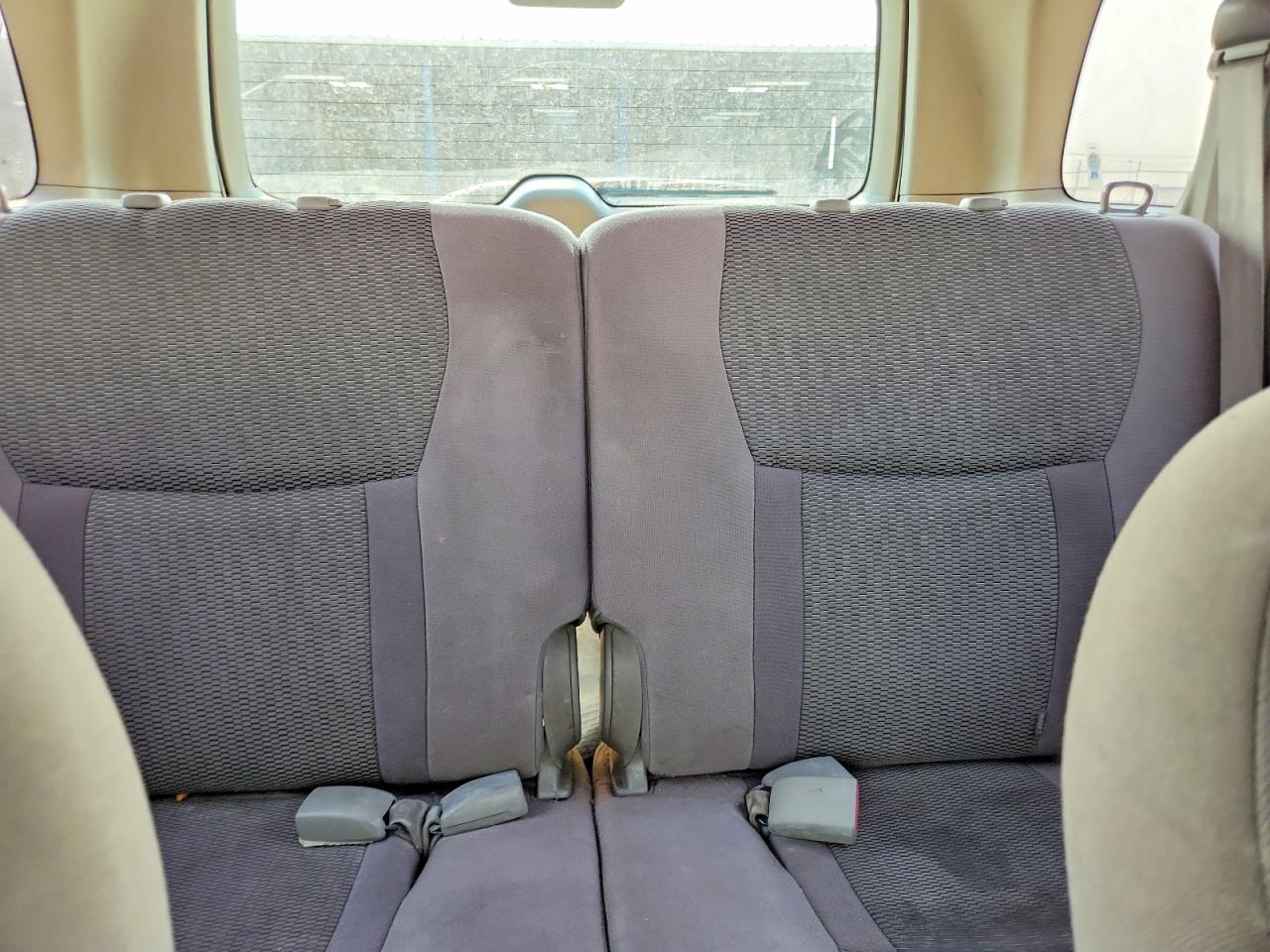 2004 Toyota Rav4 Base Зеленый vin: JTEHD20V440036662