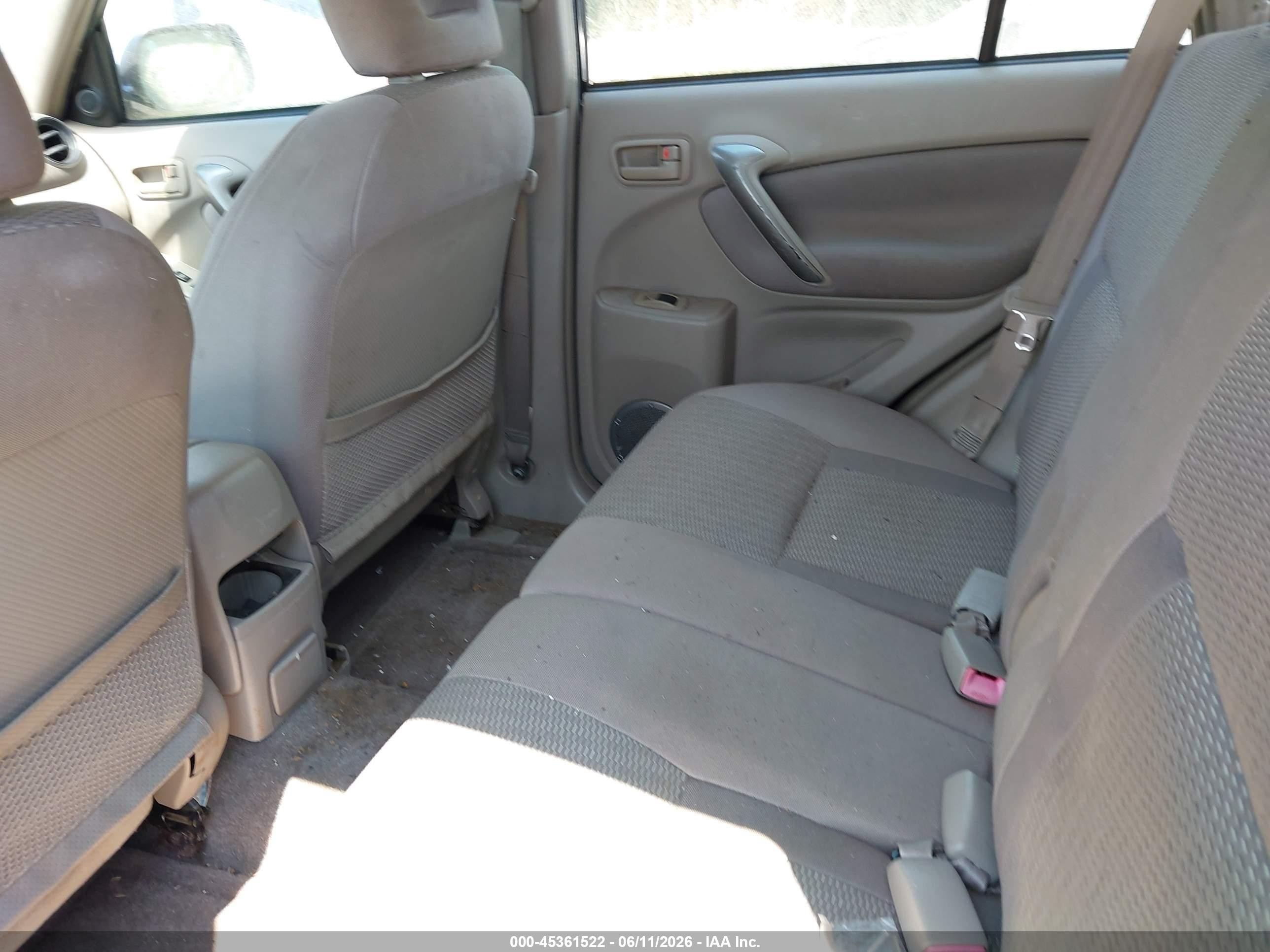 2004 Toyota Rav4   Черный vin: JTEHD20V440037150