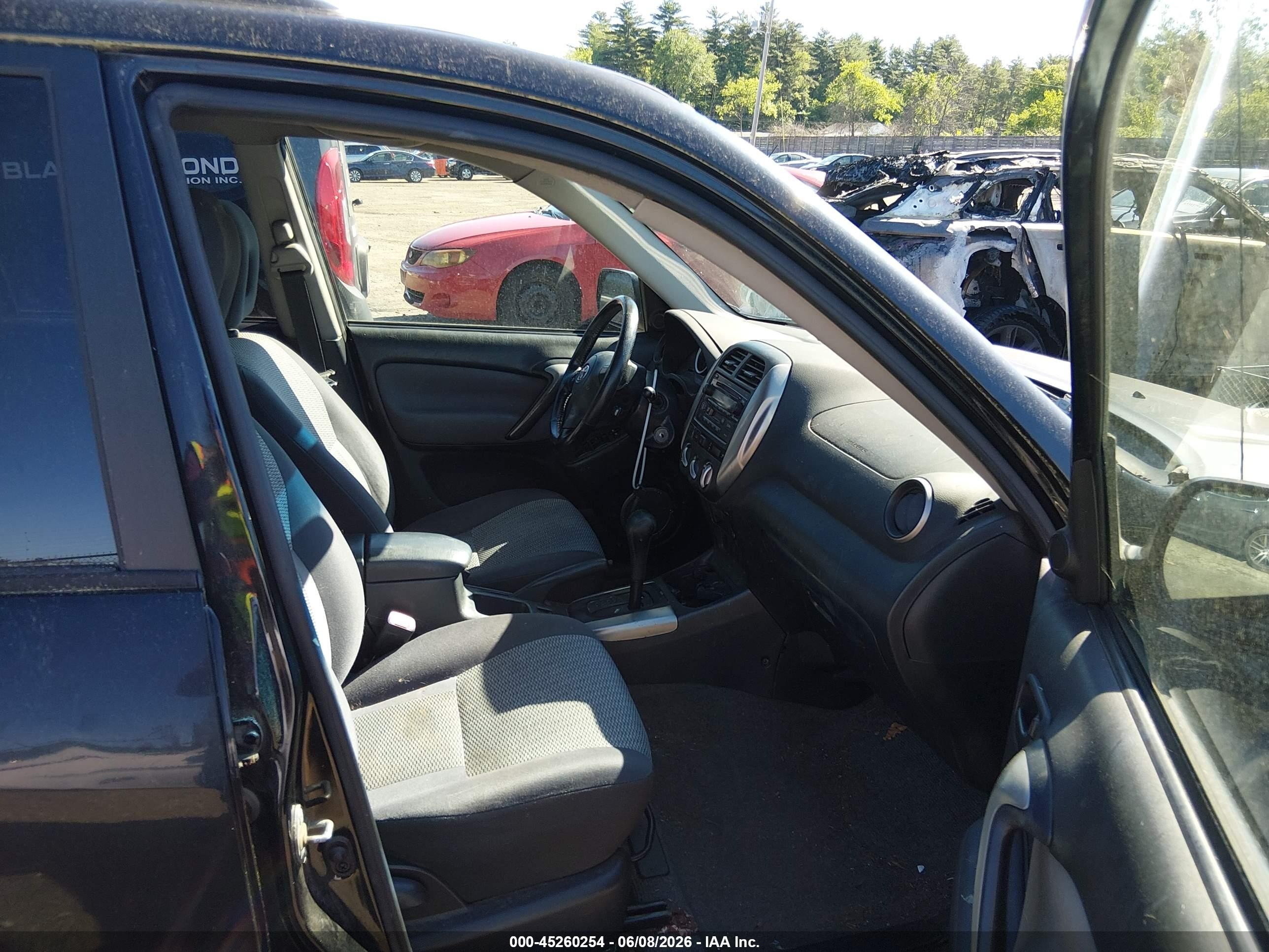 2005 Toyota Rav4   Black vin: JTEHD20V456028401