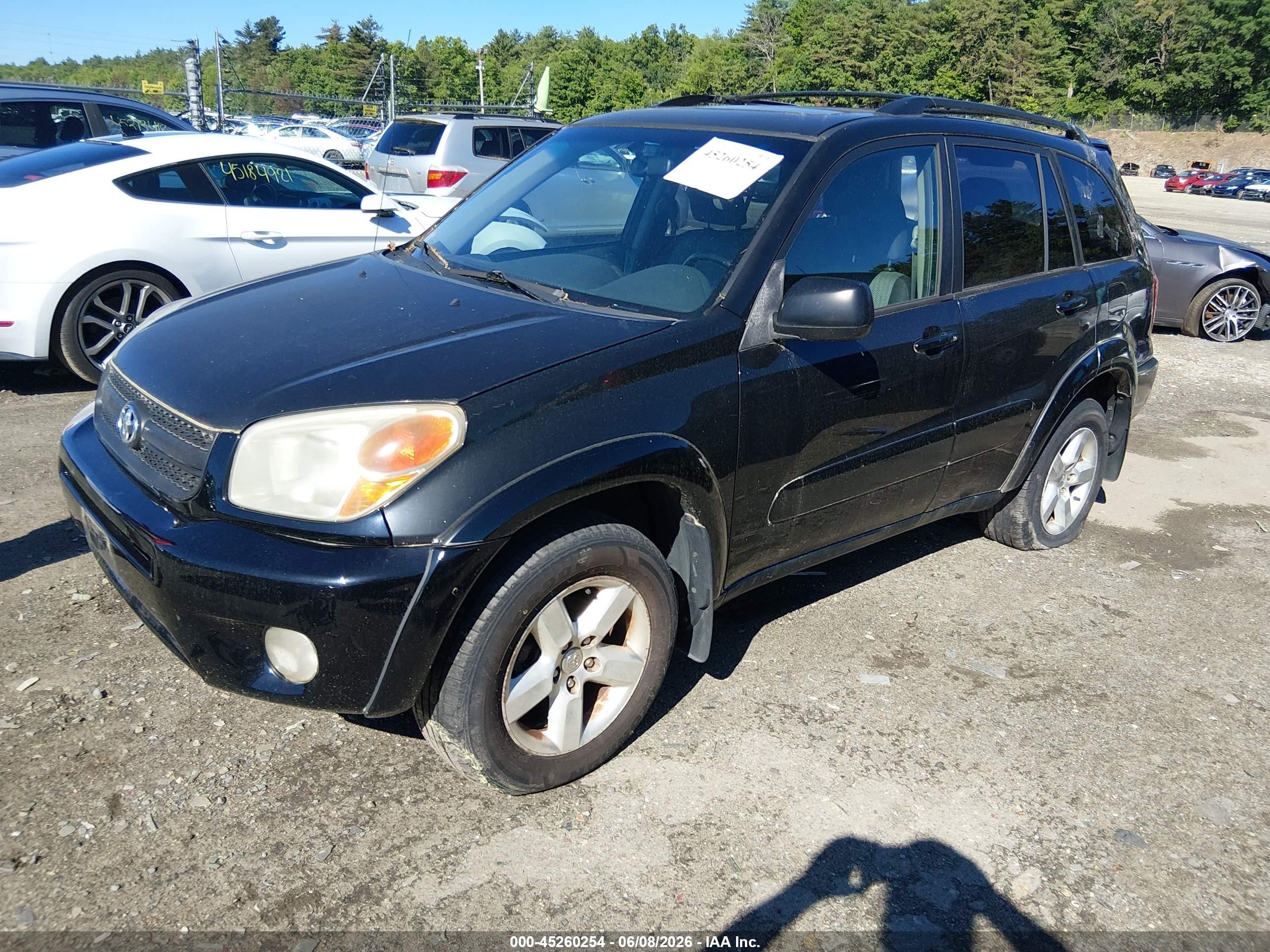 2005 Toyota Rav4   Black vin: JTEHD20V456028401