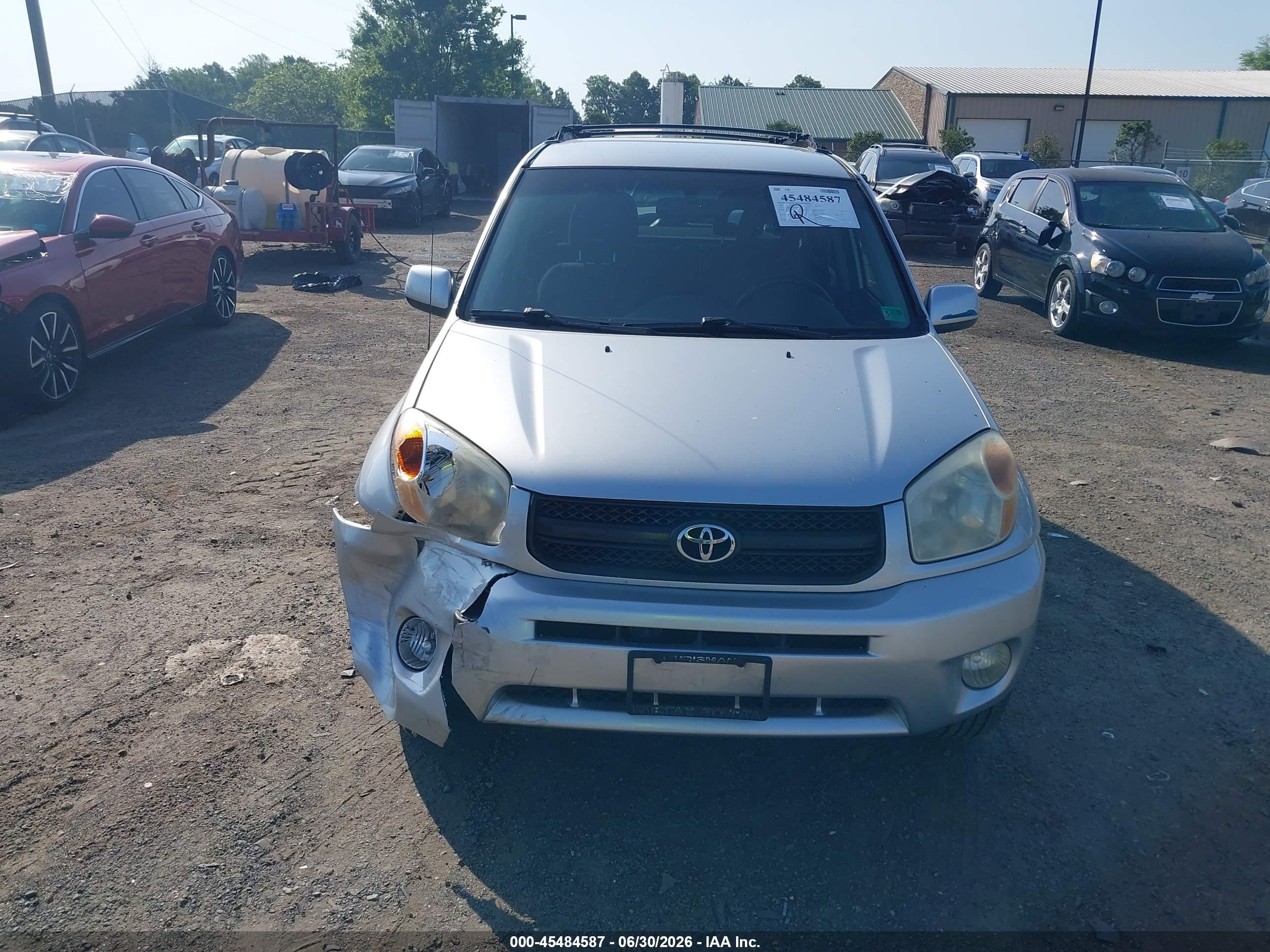 2005 Toyota Rav4   Silver vin: JTEHD20V456029497