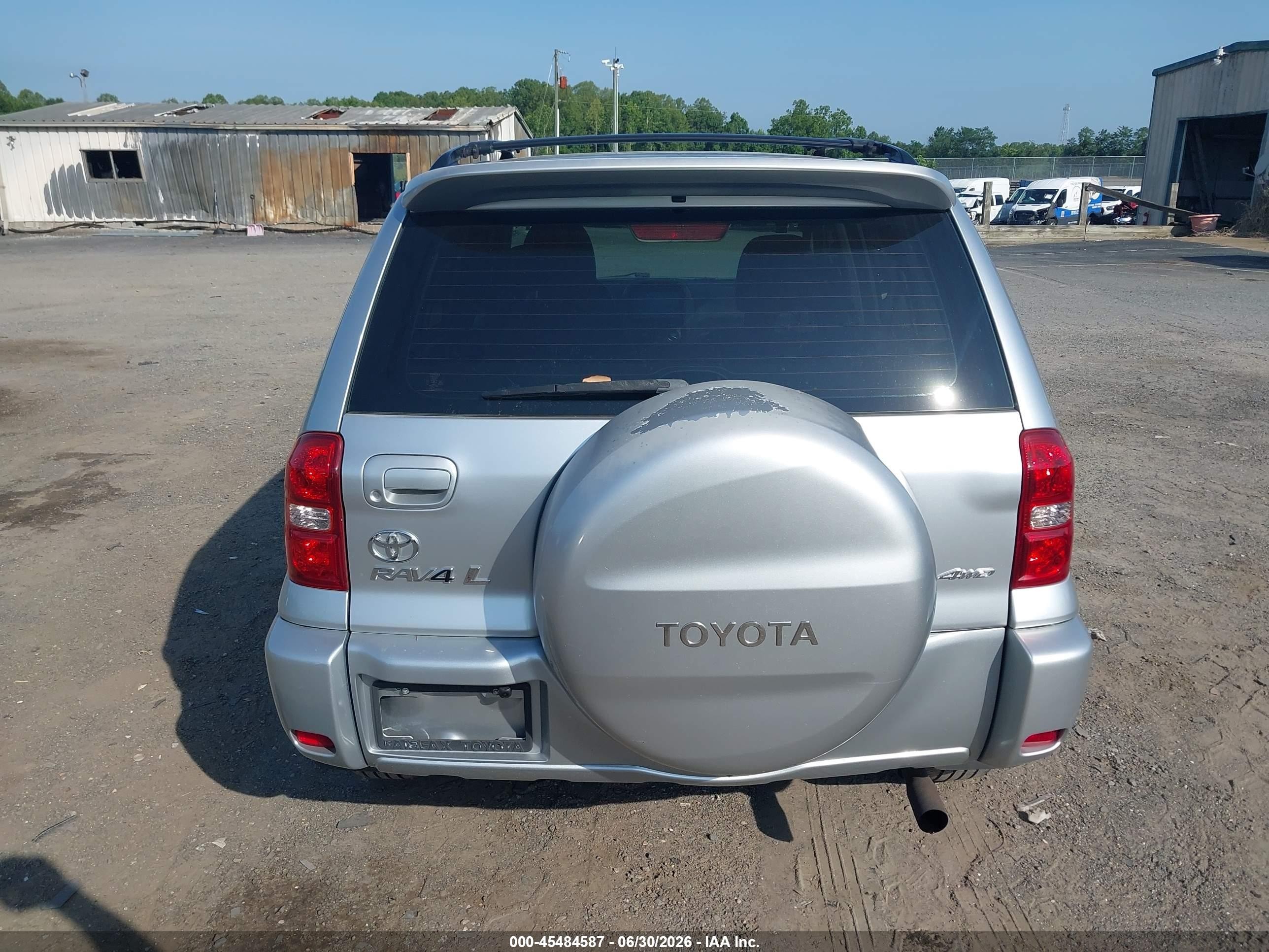 2005 Toyota Rav4   Silver vin: JTEHD20V456029497
