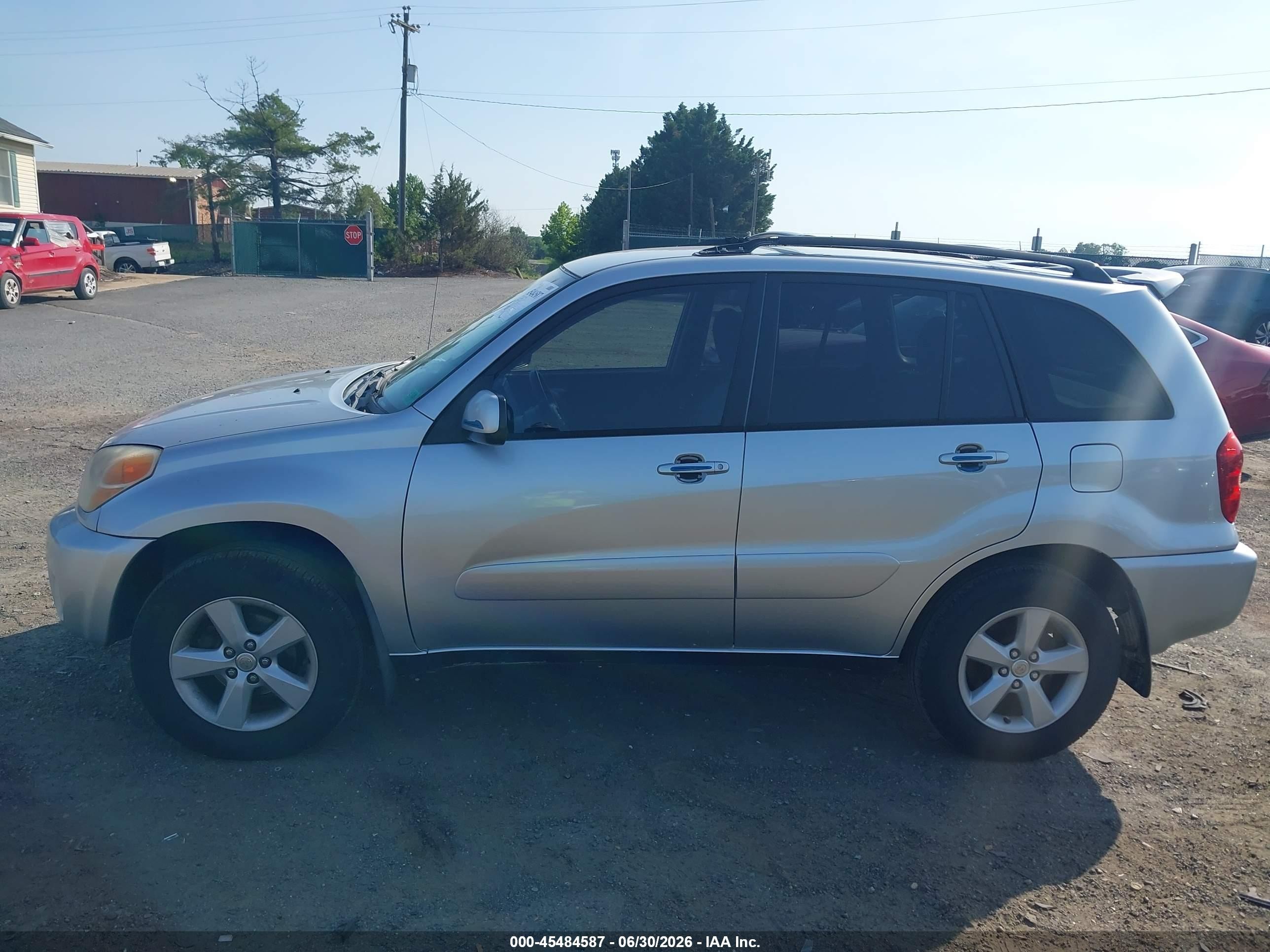 2005 Toyota Rav4   Silver vin: JTEHD20V456029497