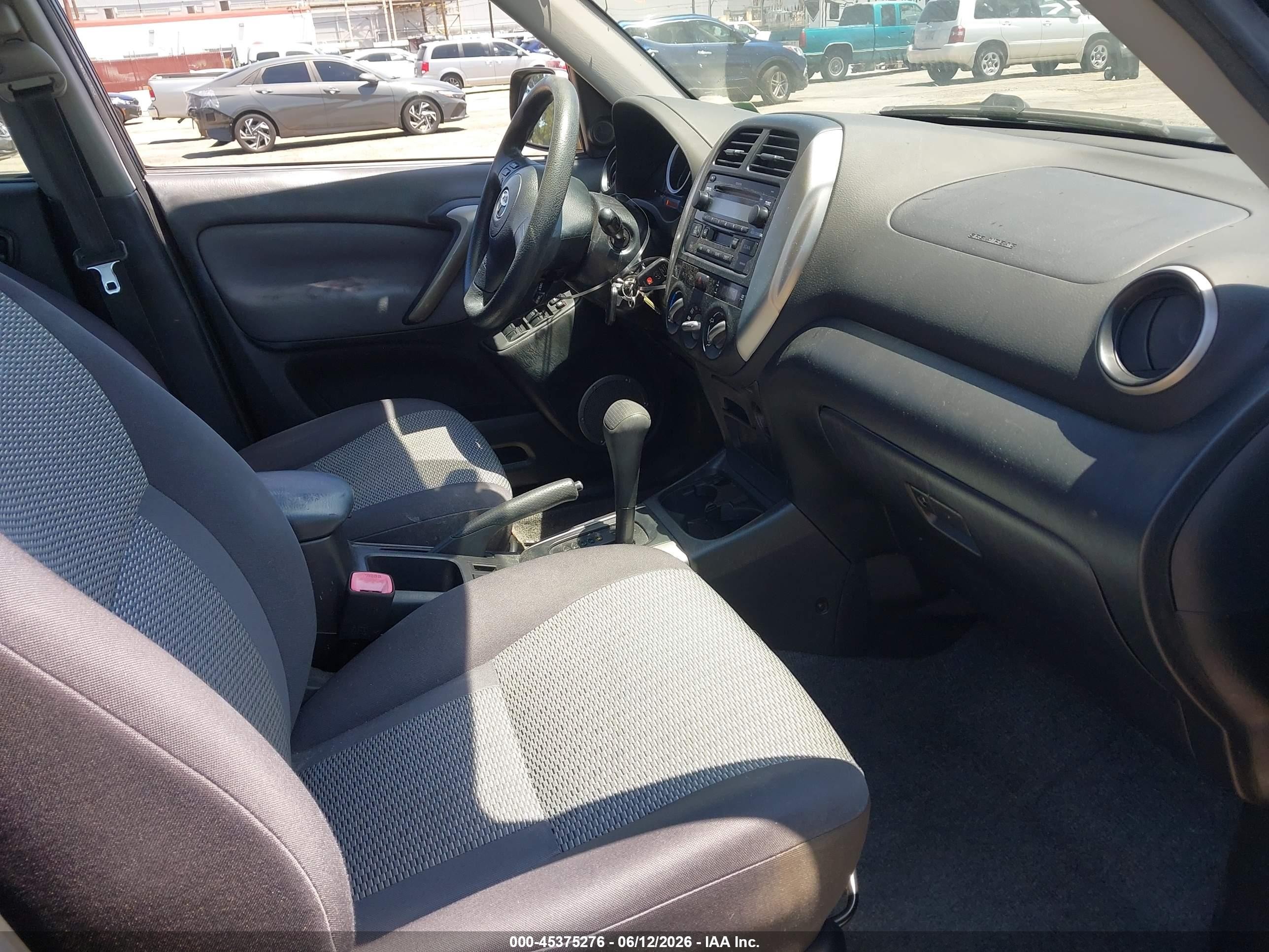 2005 Toyota Rav4   Black vin: JTEHD20V456039205