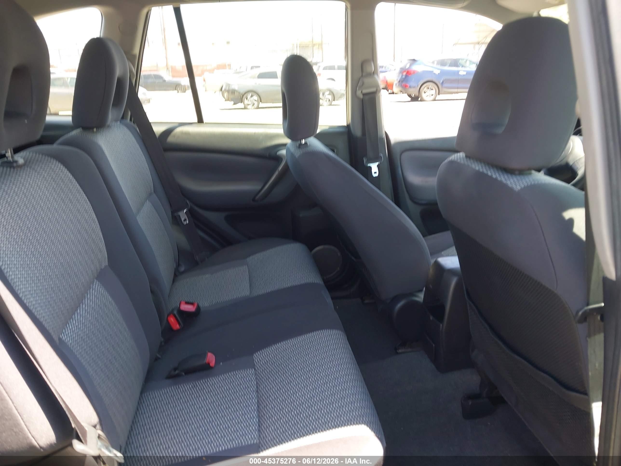 2005 Toyota Rav4   Black vin: JTEHD20V456039205